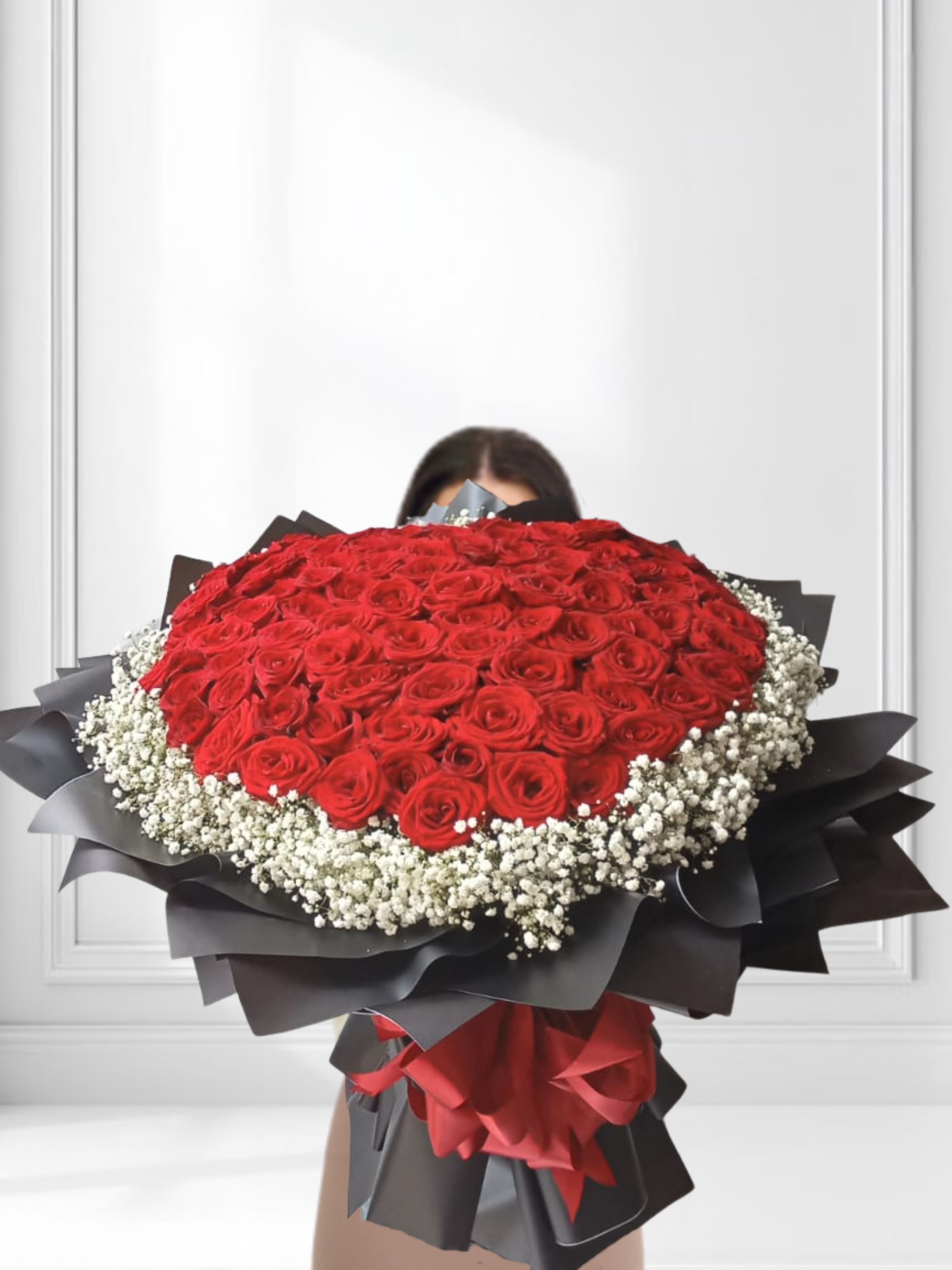 HB70 - Hand Bouquet