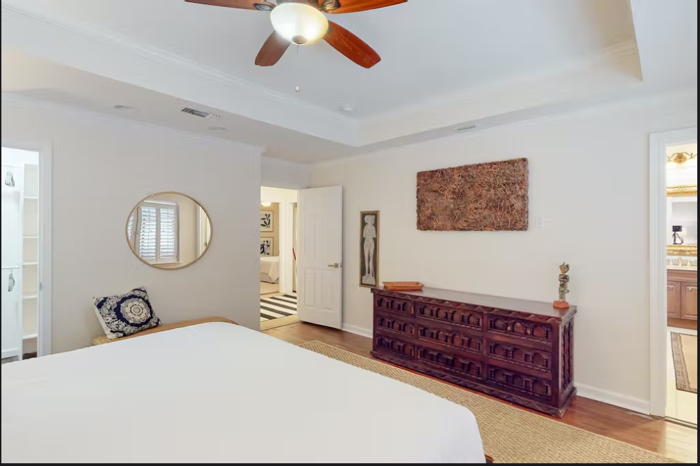 2nd floor Master bedroom