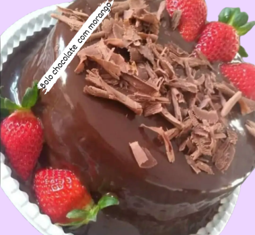 Bolo de Chocolate com Morango