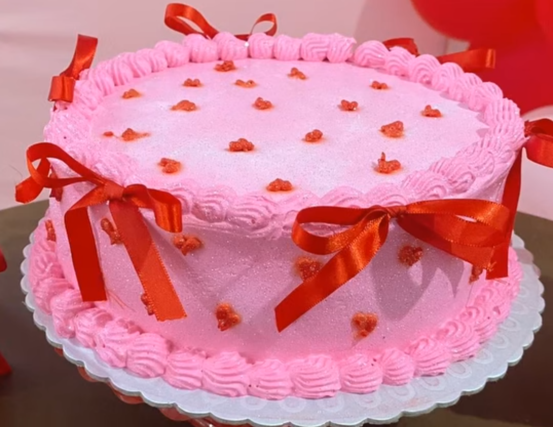 Bolo Decorado Rosa