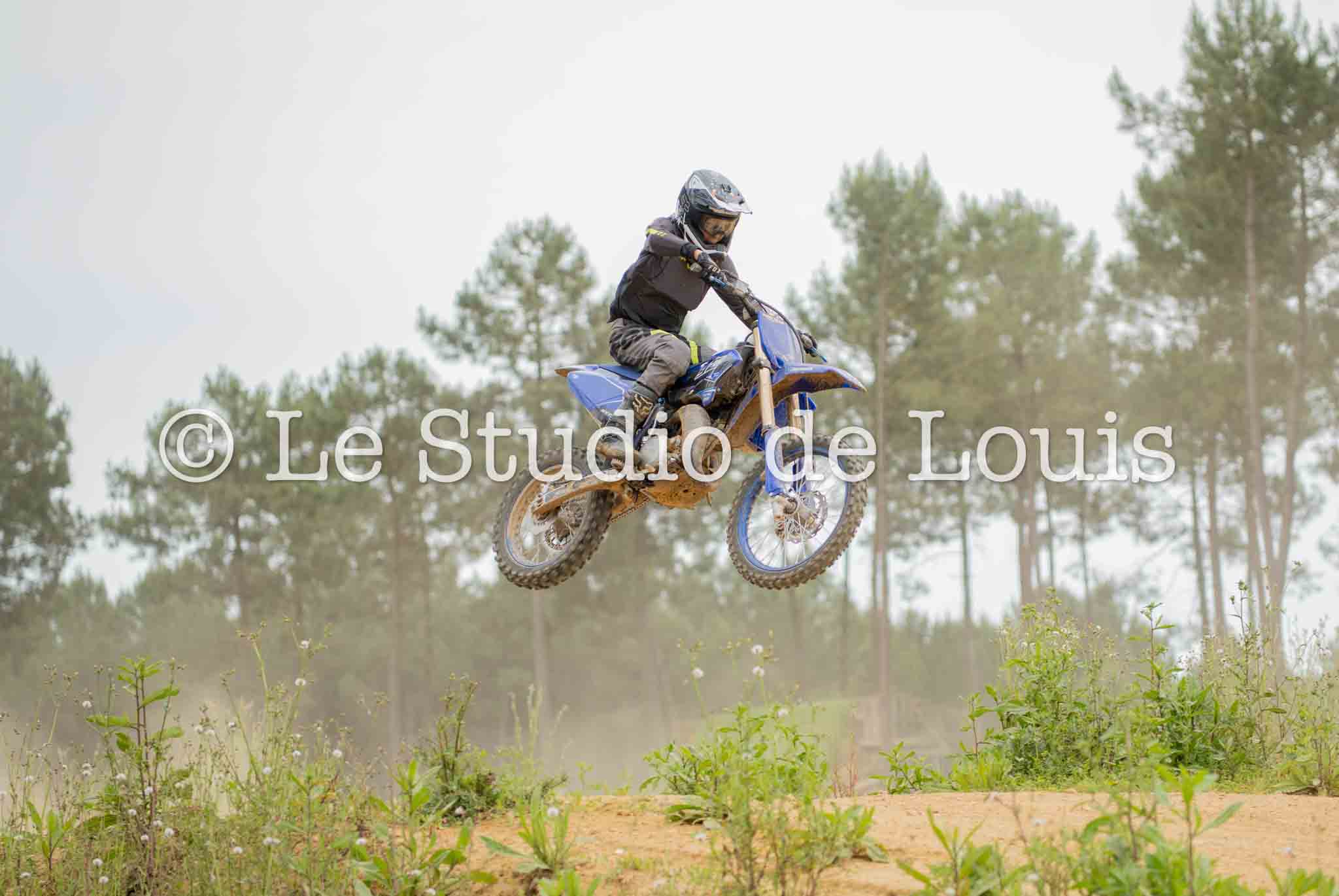 Moto bleu