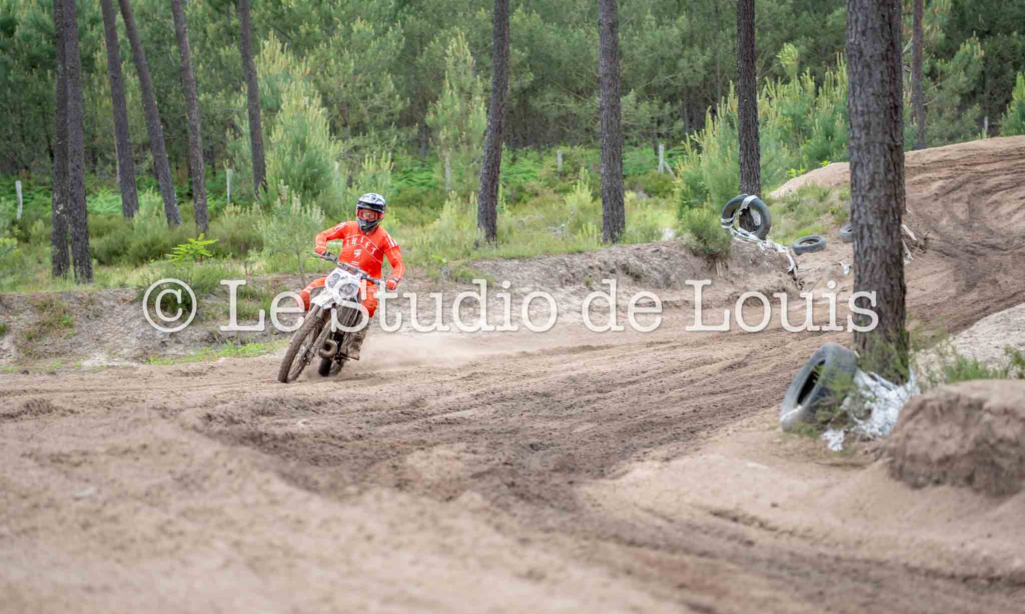 Moto 325