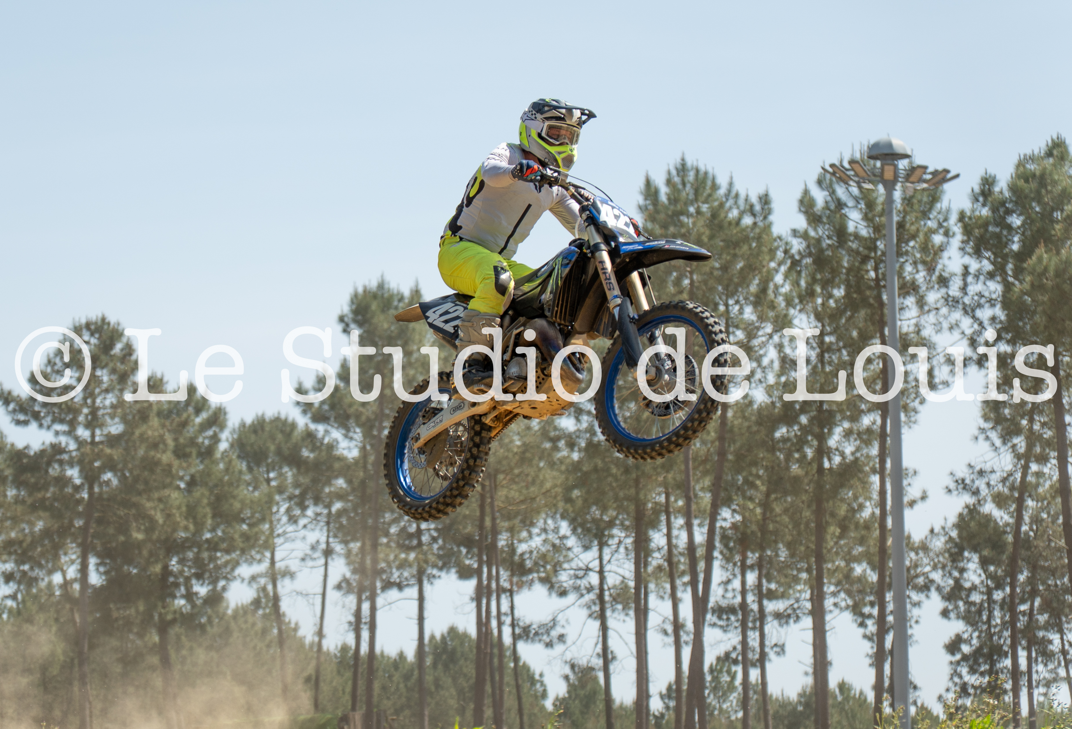 Moto 422 