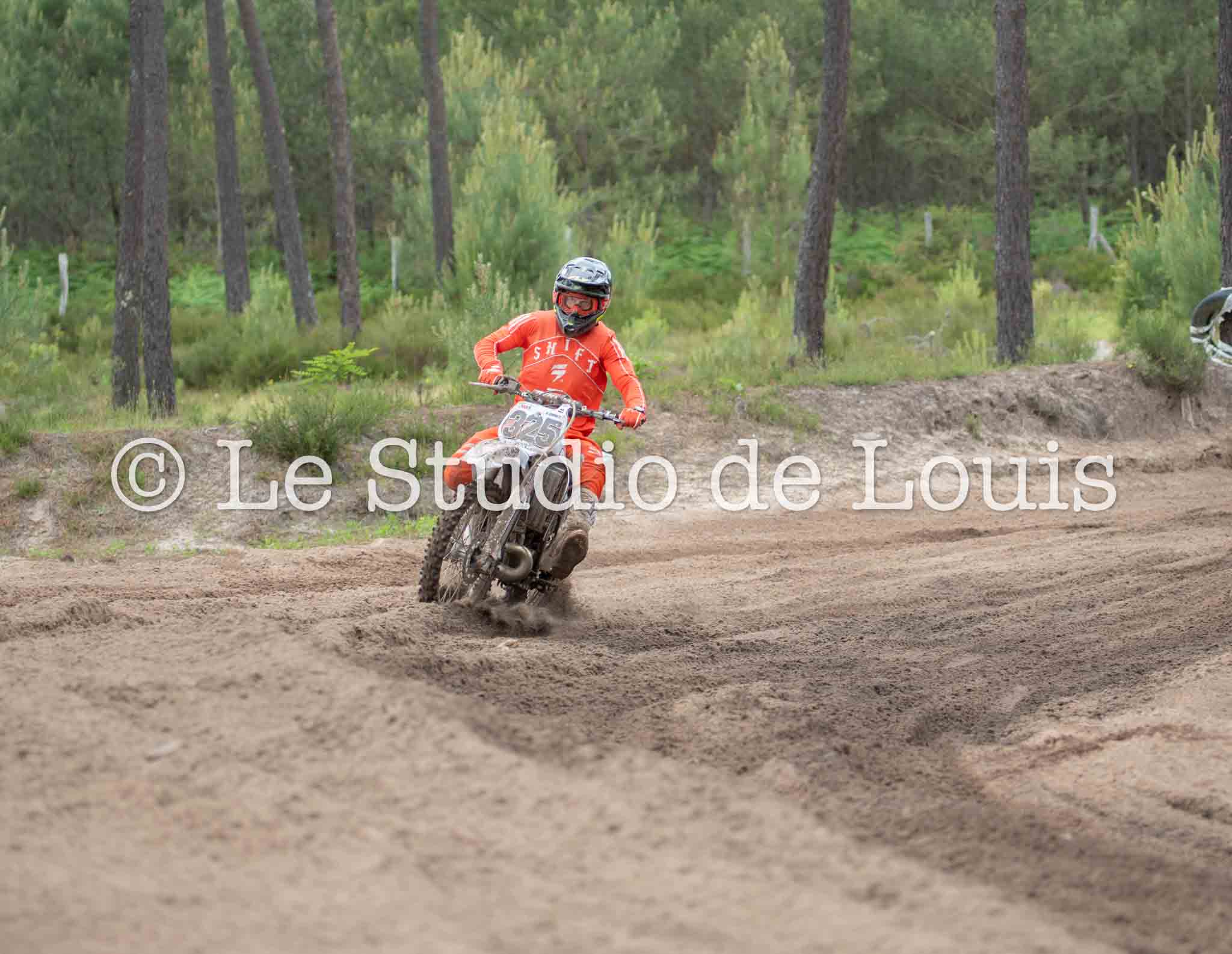 moto 325