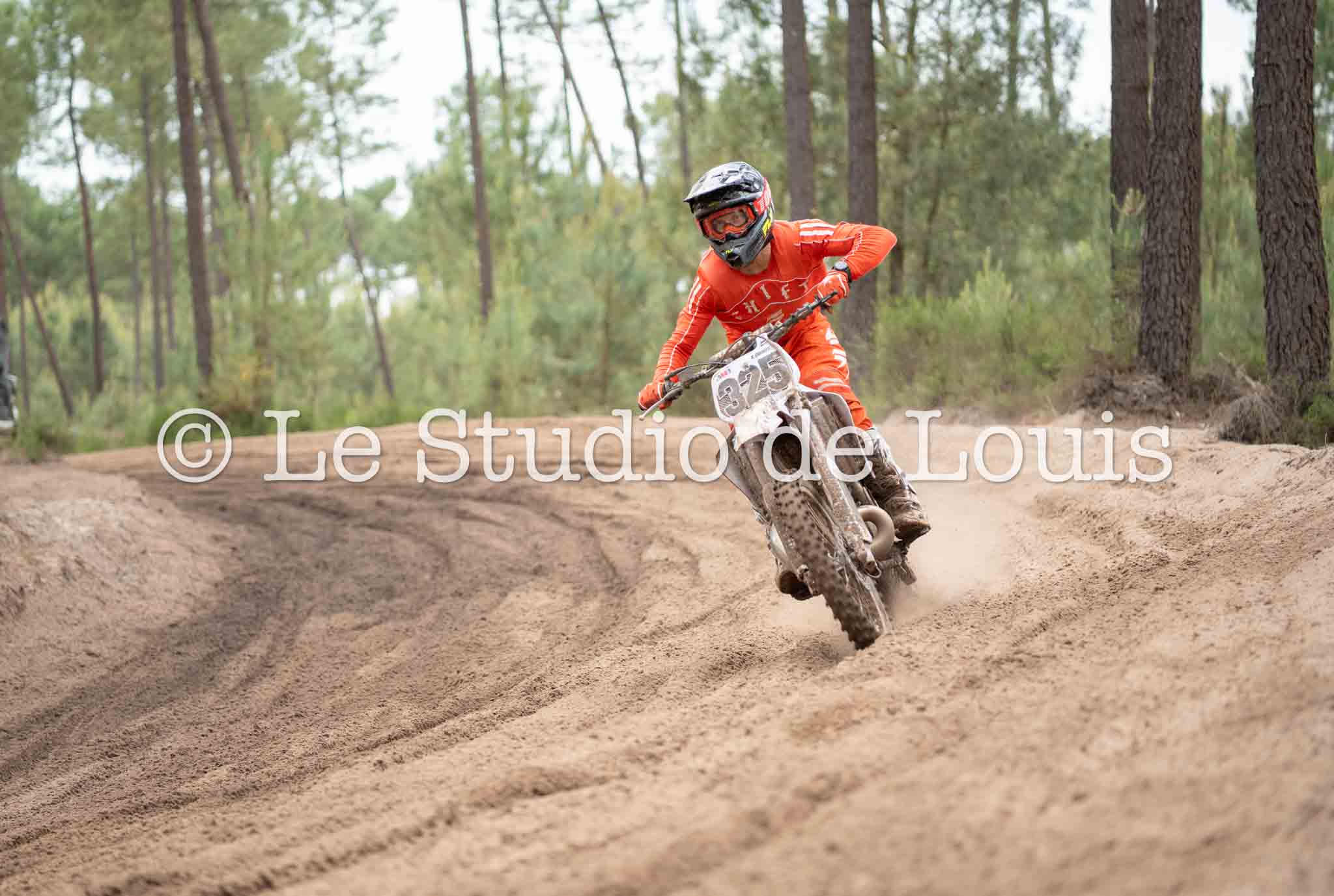 Moto 325
