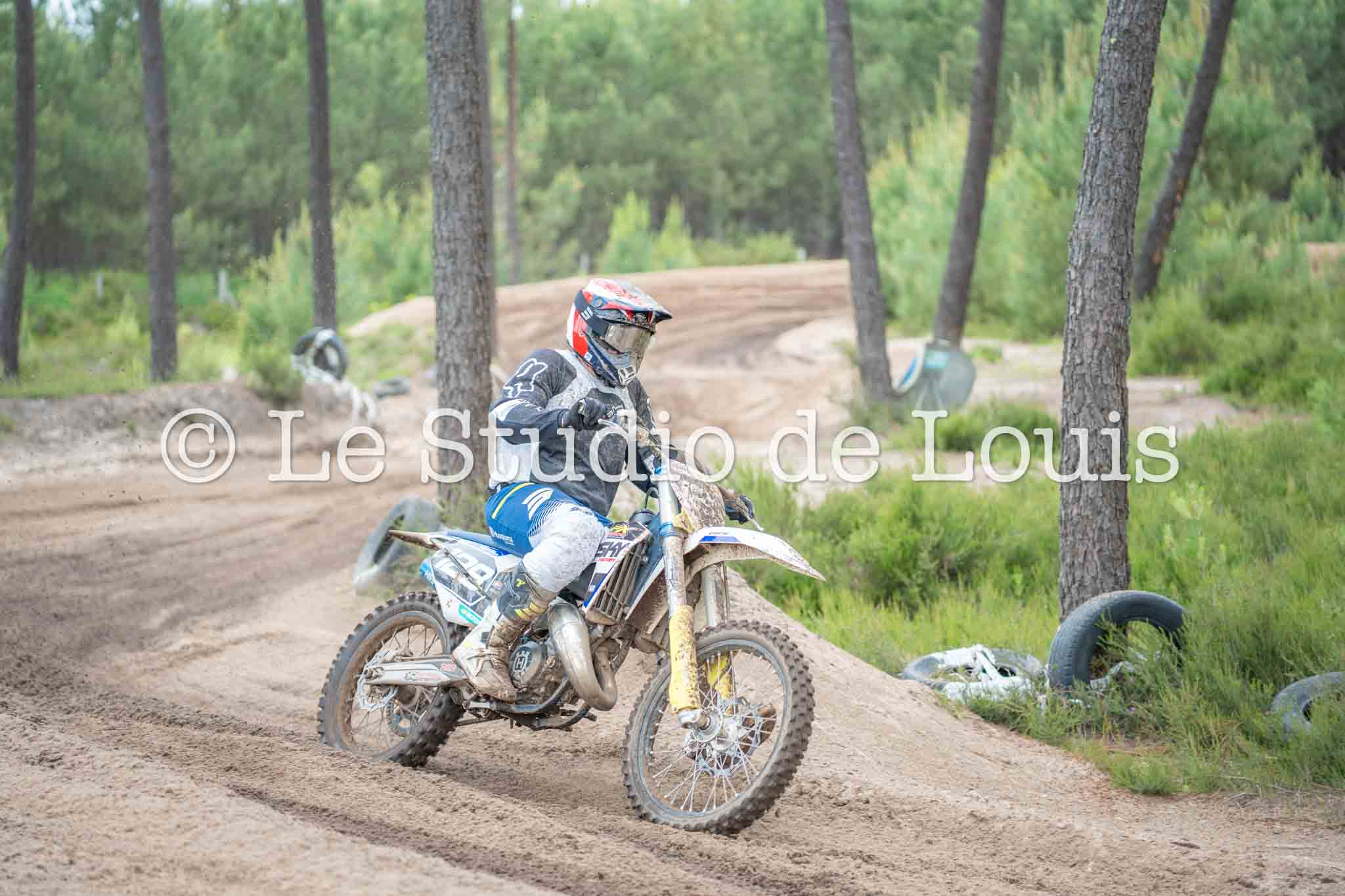 Moto 129