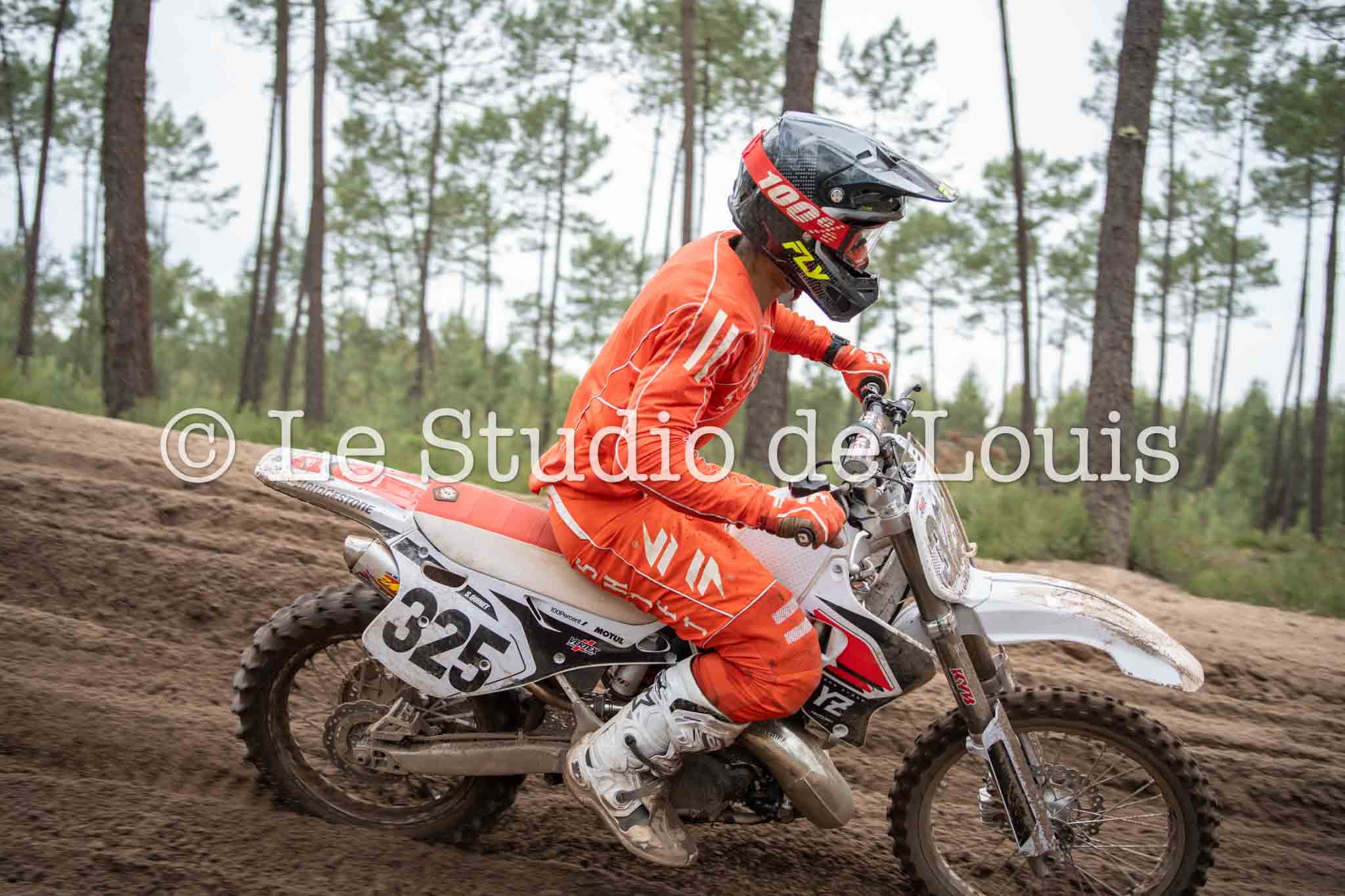 Moto 325