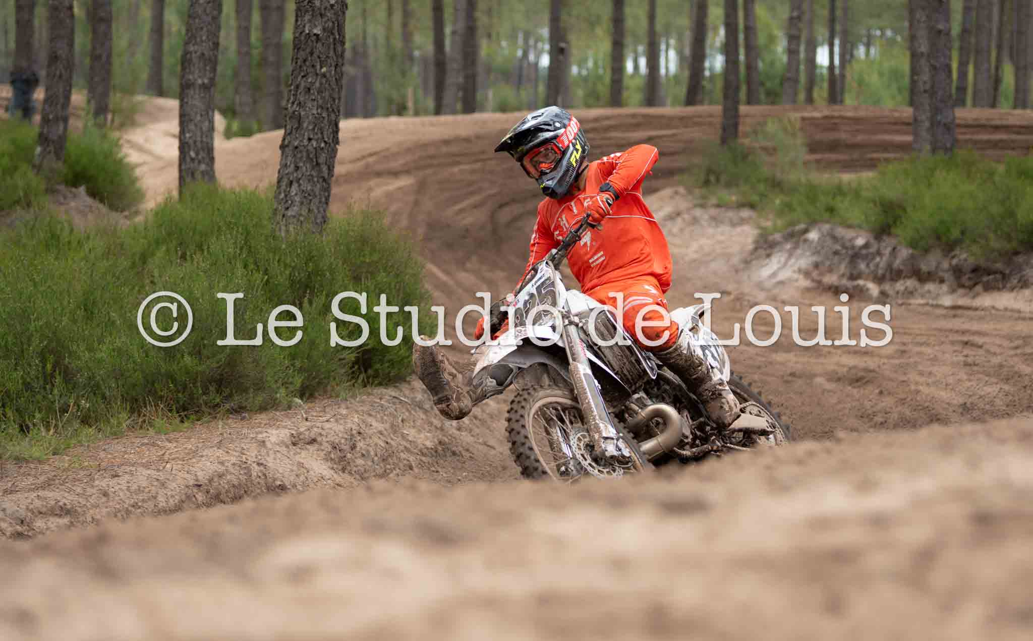 Moto 325