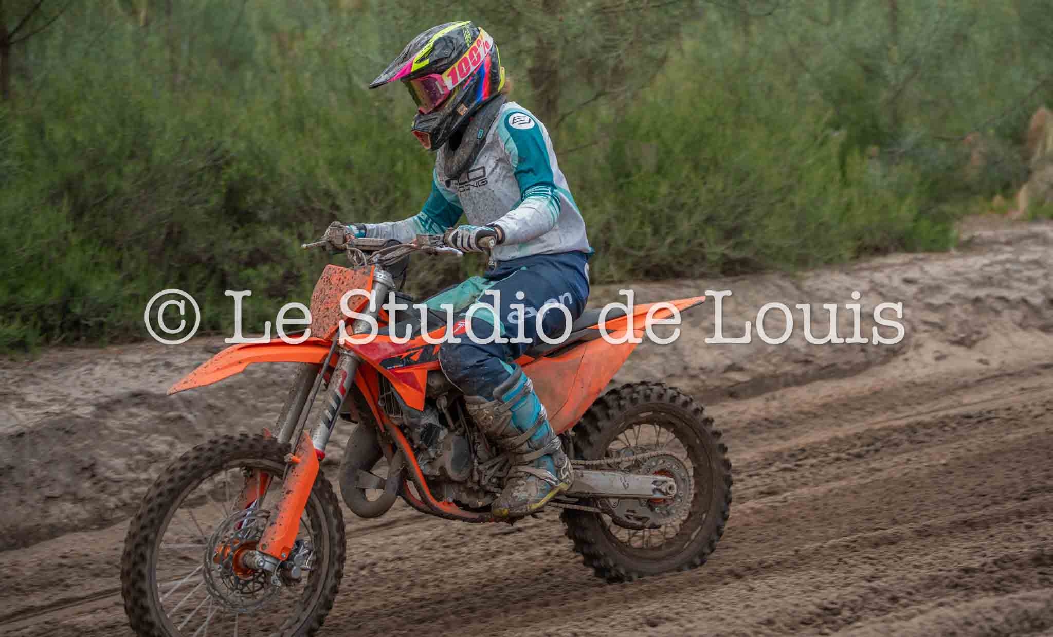Moto orange