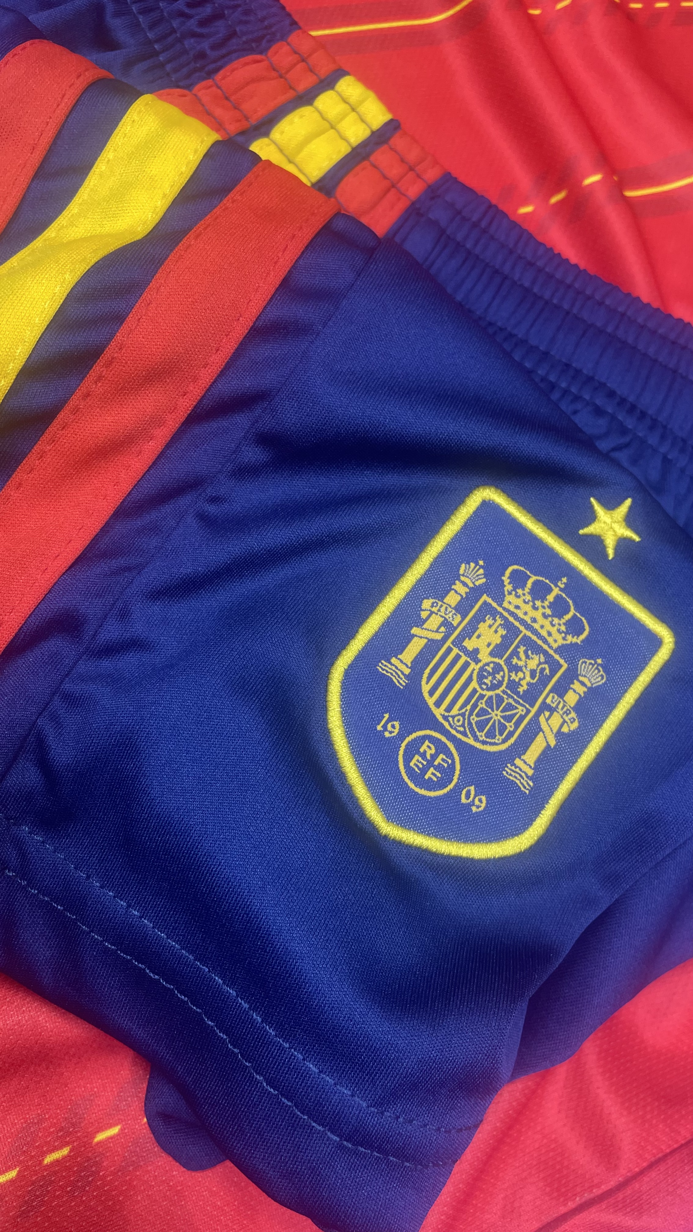 Men's Spain Soccer Jersey Set