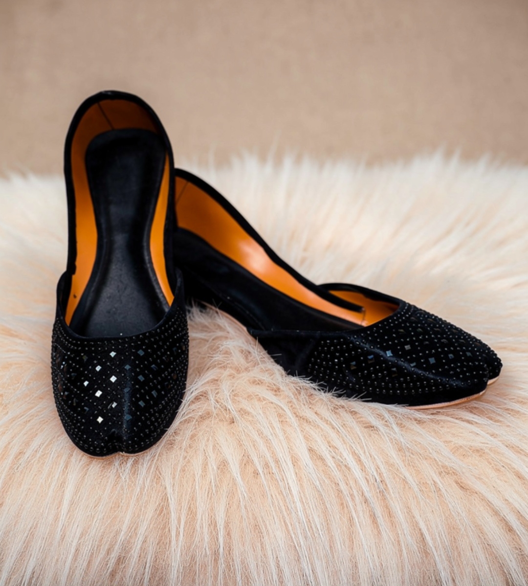 Black Velvet Embellished Khussa