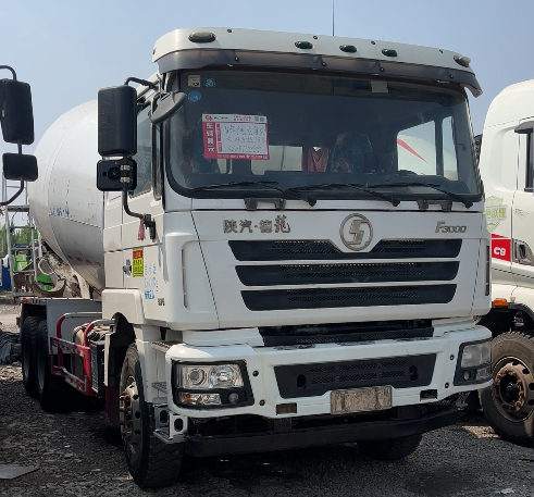 Used Cement Mixer Truck