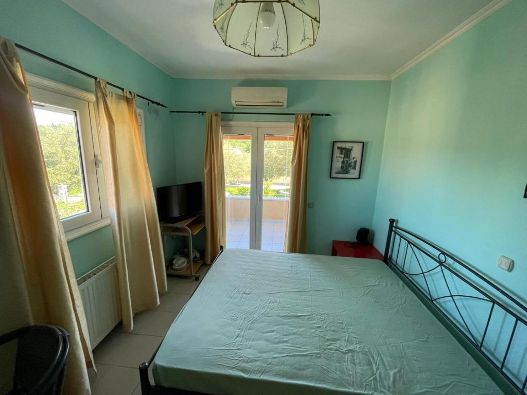 Shared room in a Villa in Corfu
