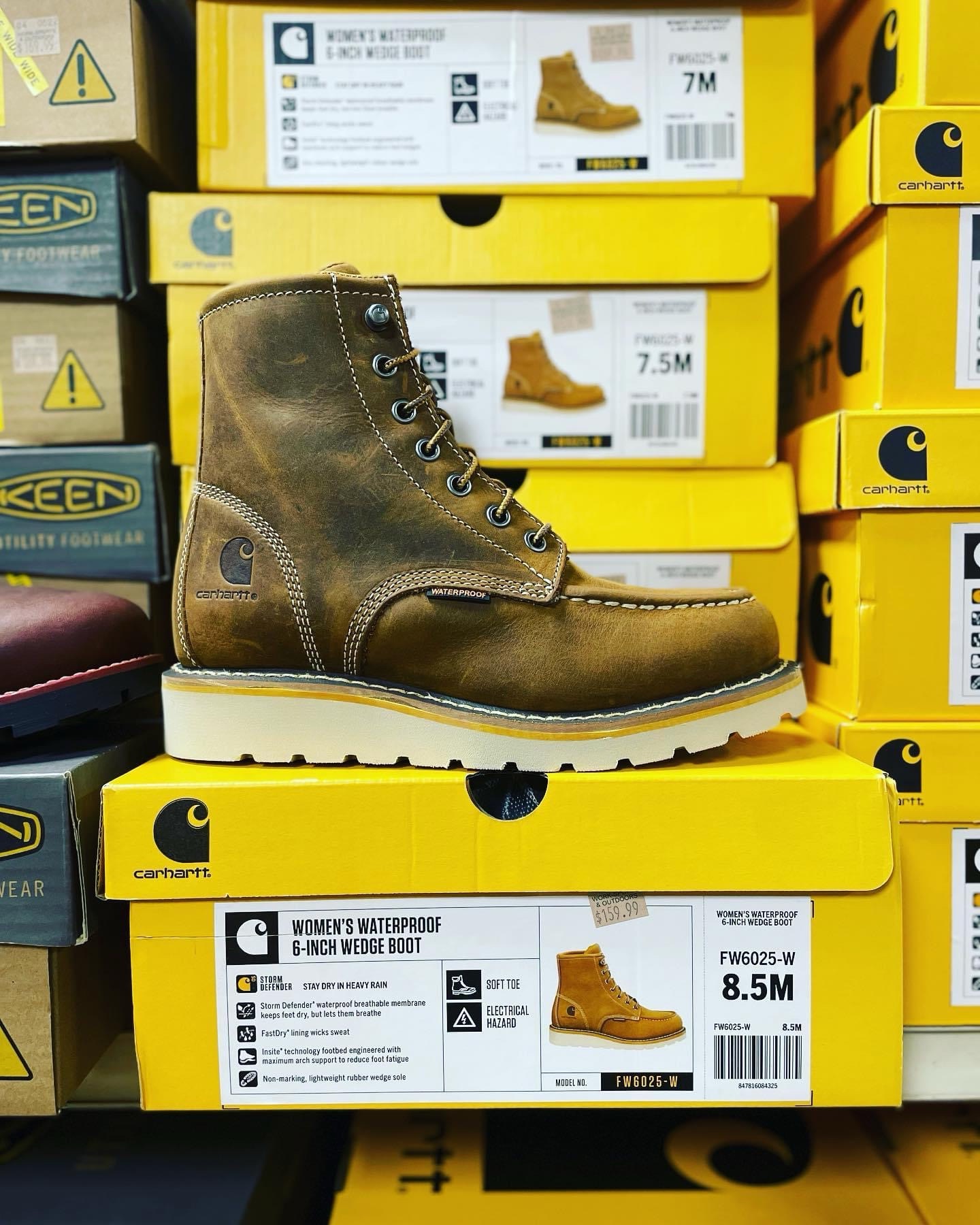  Waterproof 6-Inch Wedge Boot Pallets