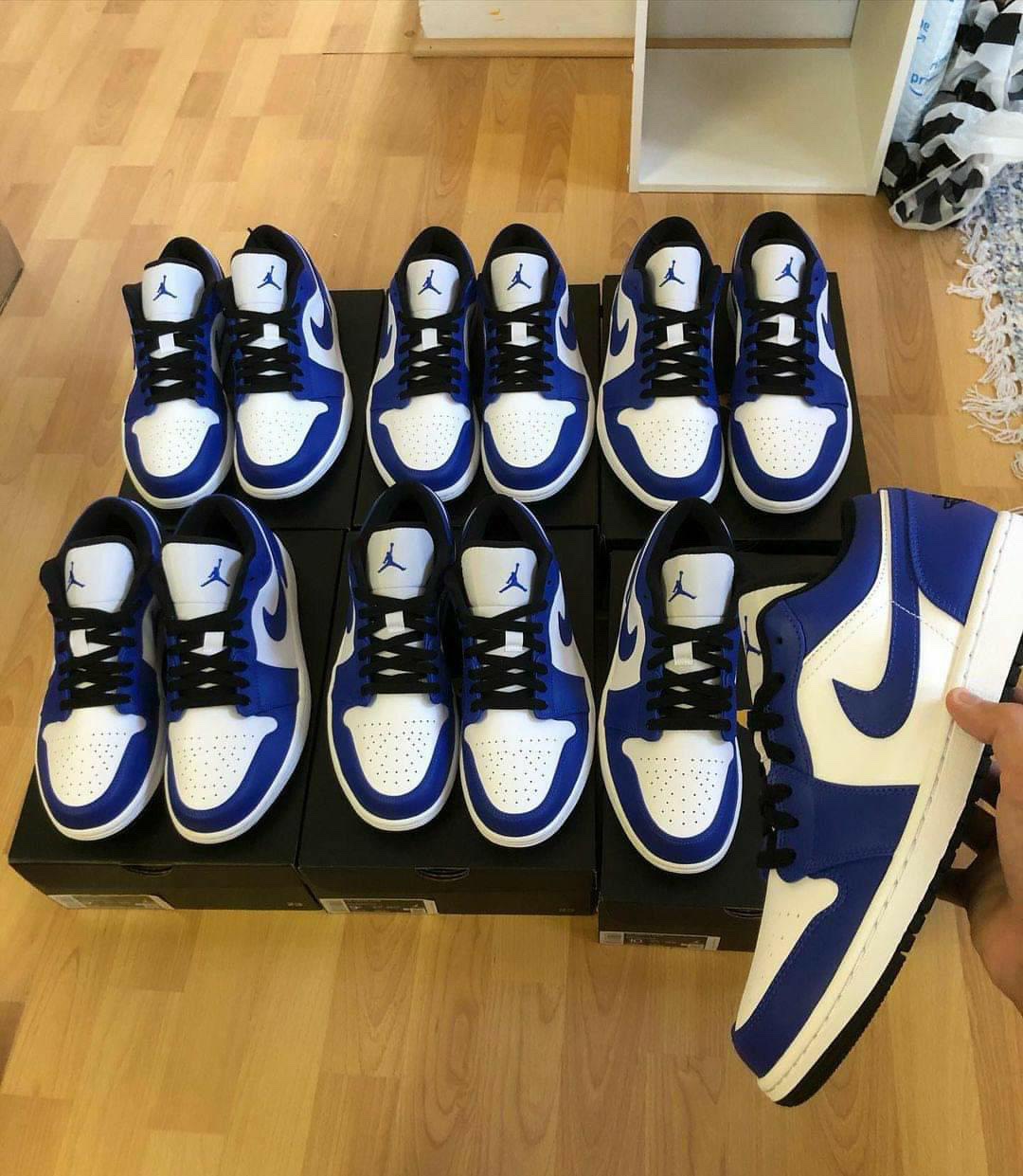 Air Jordan 1 Low Royal Blue Pallets