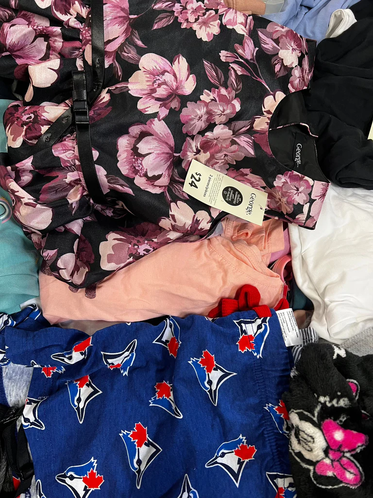 Mixed kids Clothing Bundle Pallets