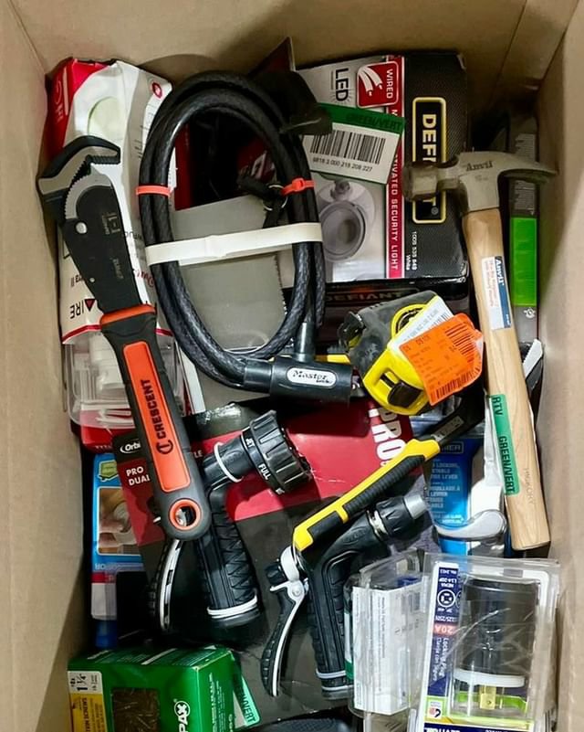 Home Tool & Accessories Kit Pallets