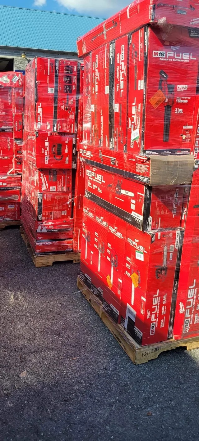 Milwaukee M18 FUEL Power Tool Set Pallets