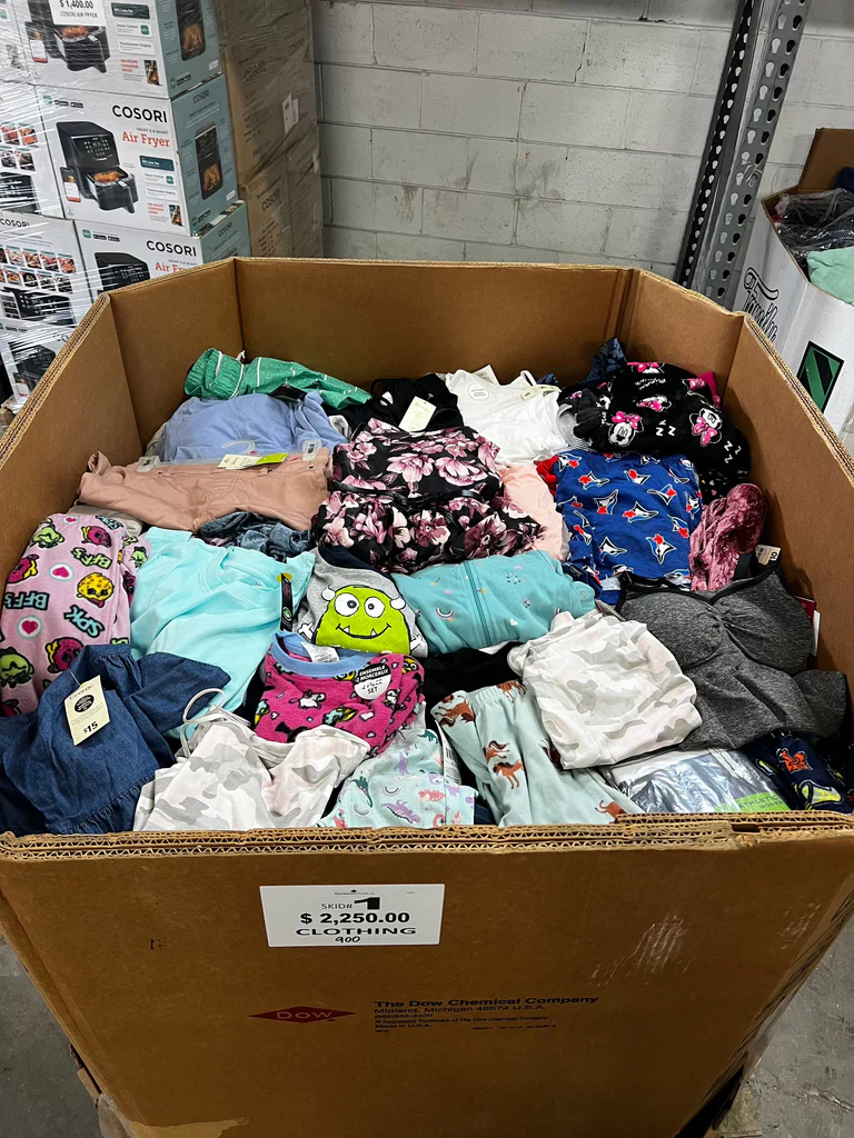 Bulk Mixed Clothing Pallet