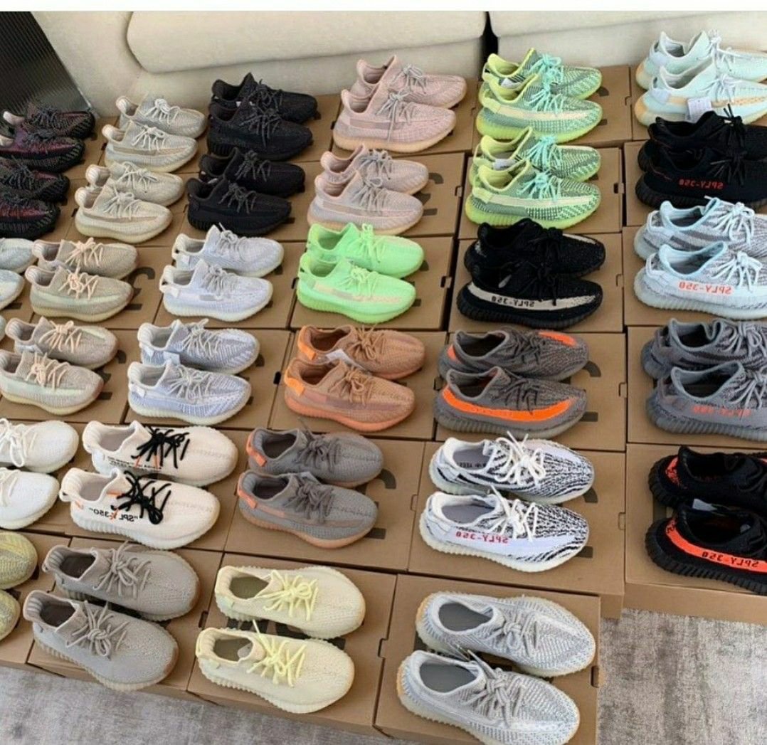 Yeezy Boost 350 V2 Sneaker Collection