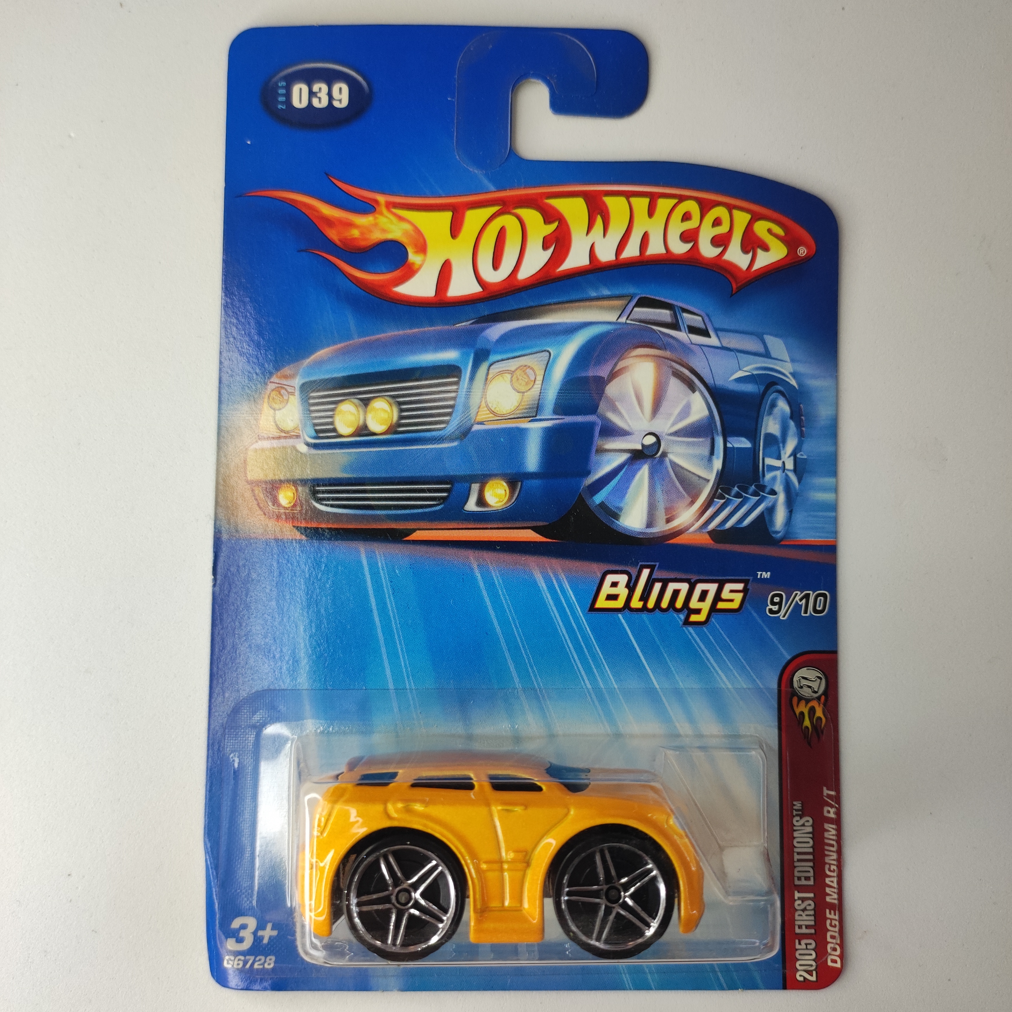Hot Wheels Blings Dodge Magnum R/T
