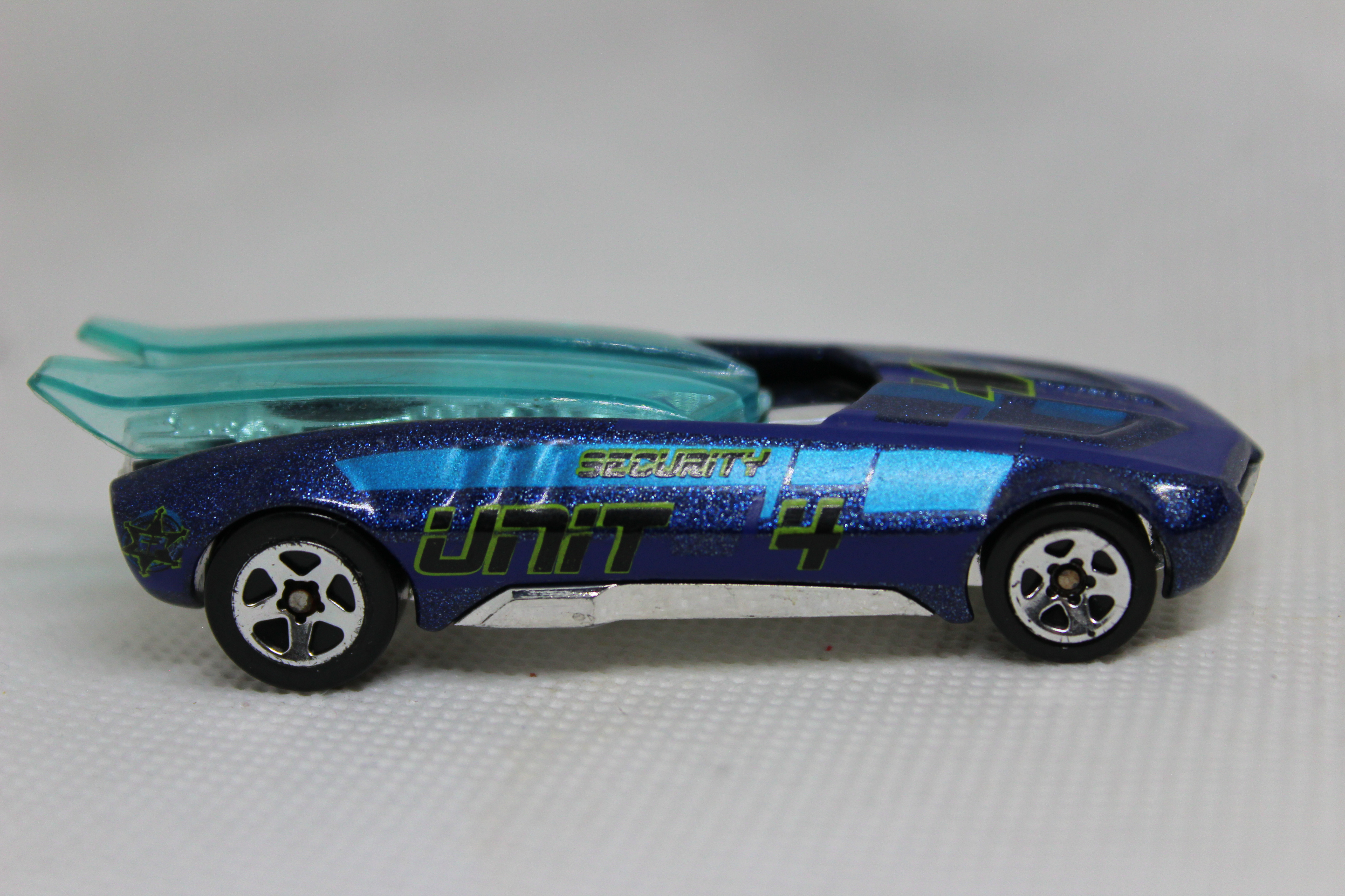 Auto de juguete deportivo