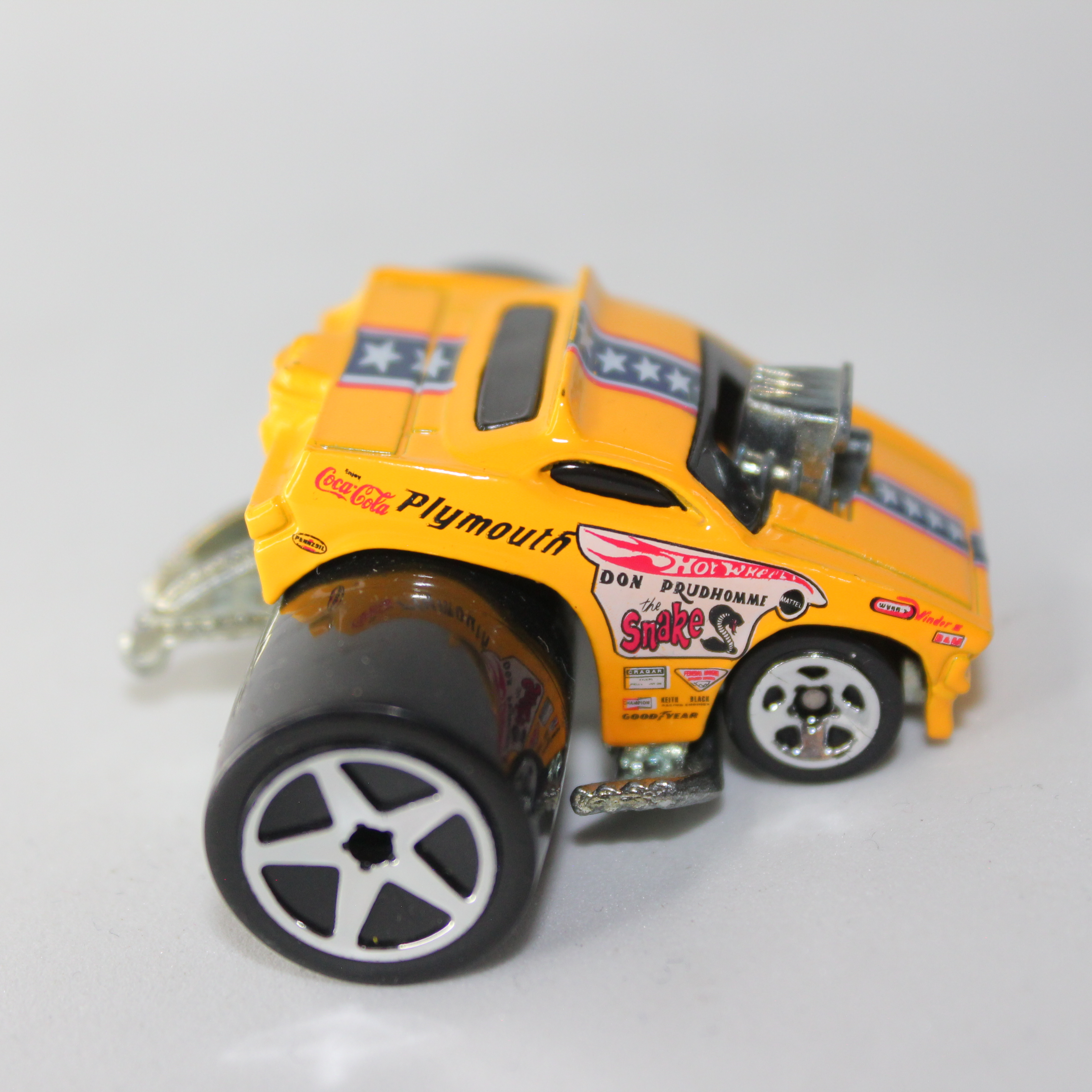 Carrito Hot Wheels Plymouth Snake