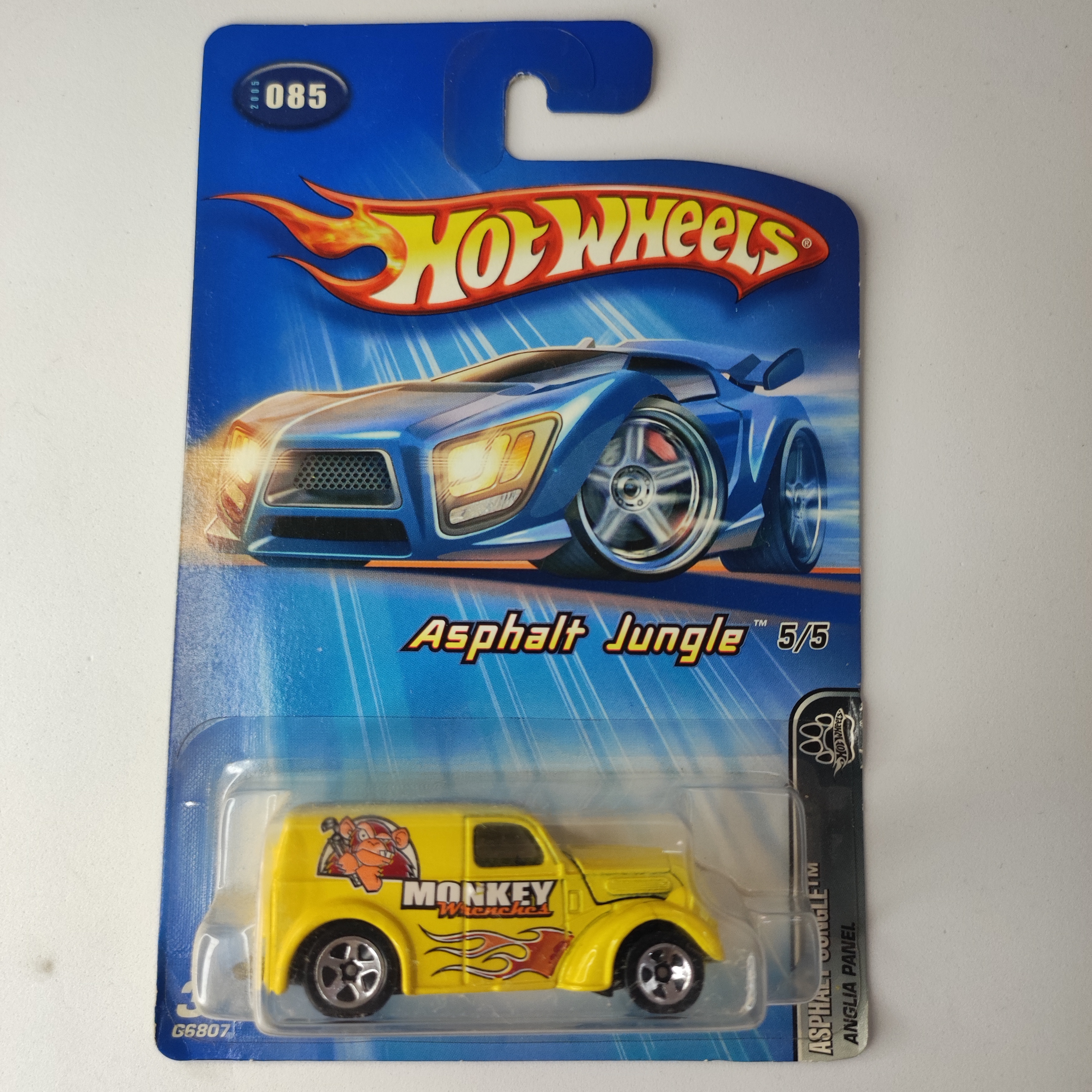 Hot Wheels Monkey Van