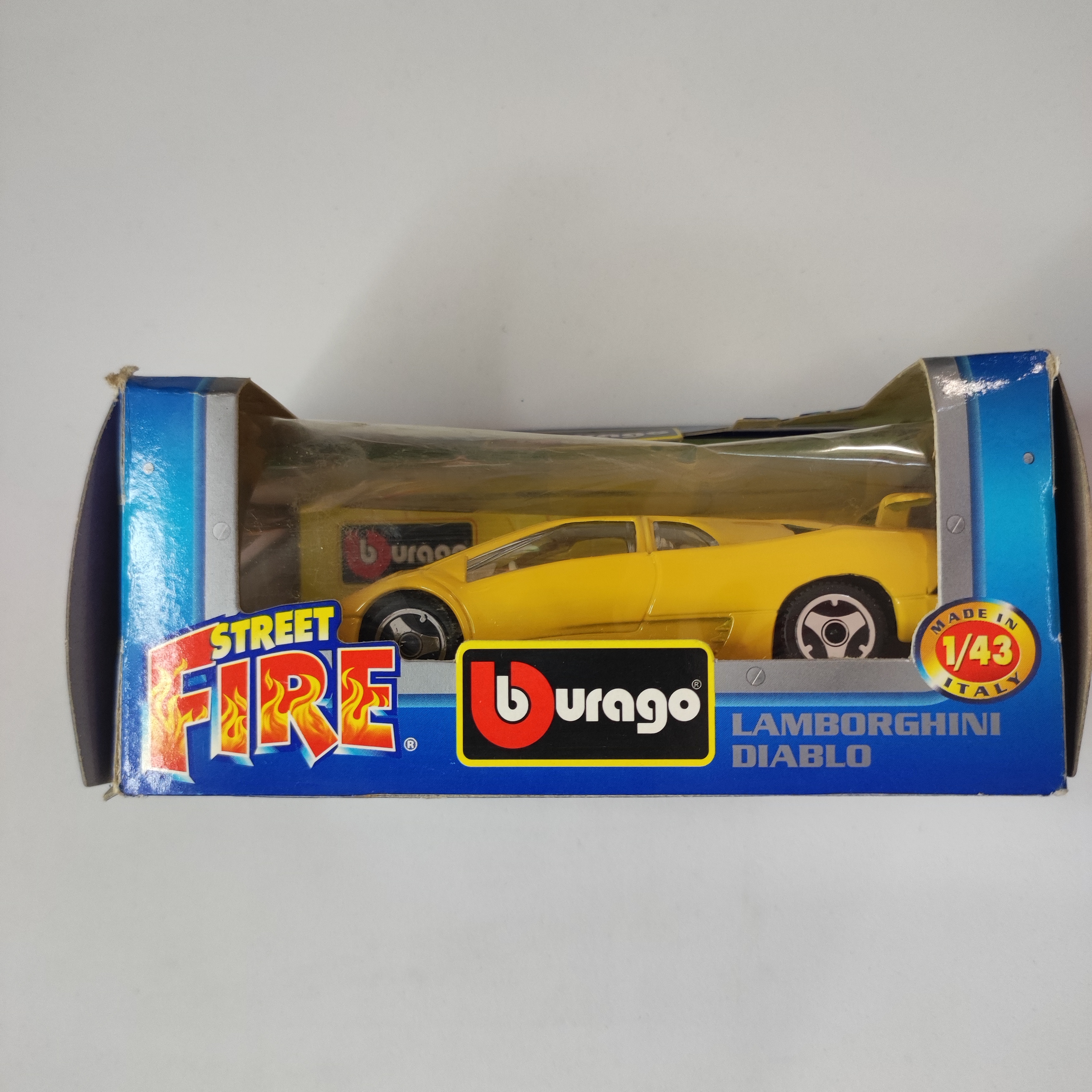 Lamborghini Diablo Bburago 1:43