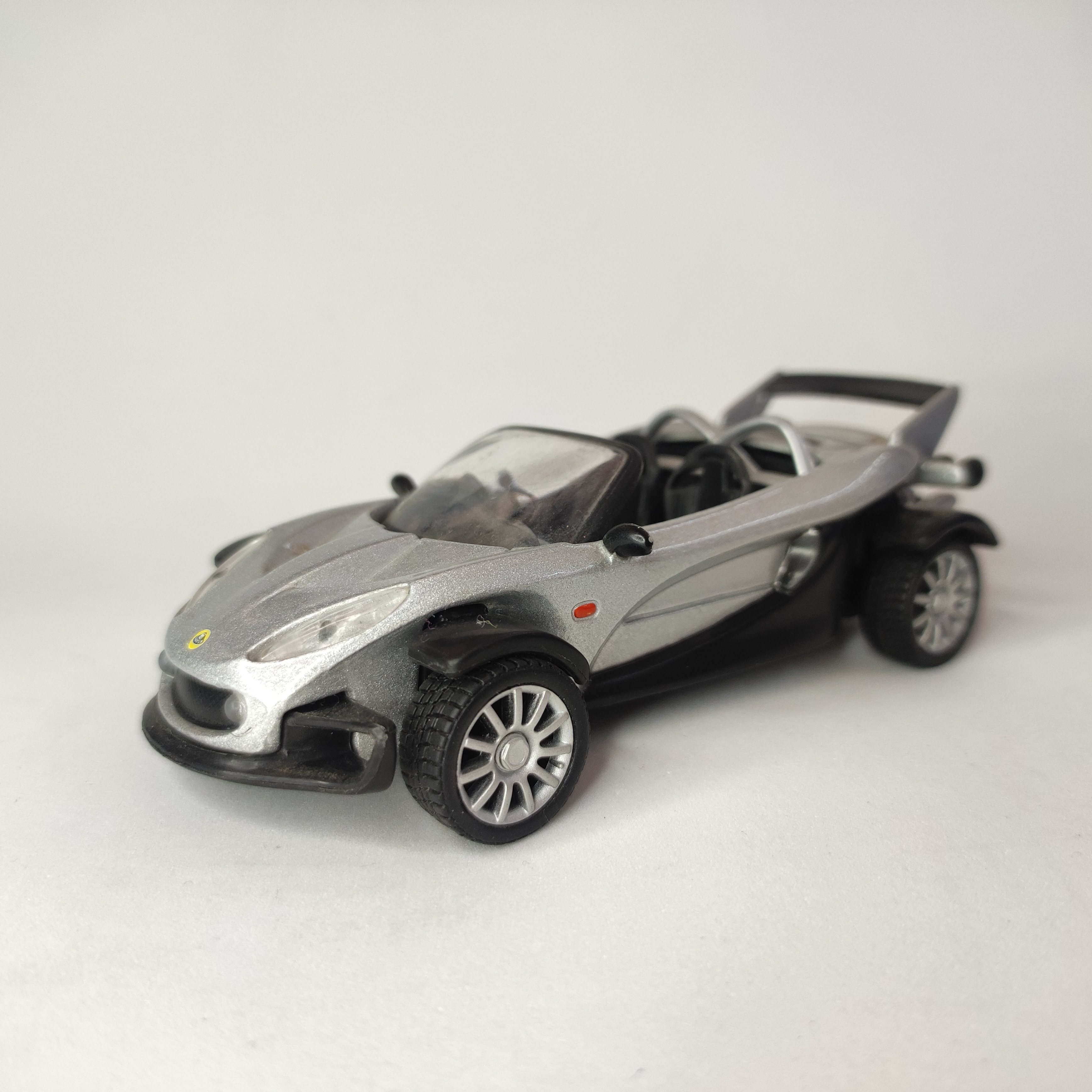 LOTUS 340R 1:33