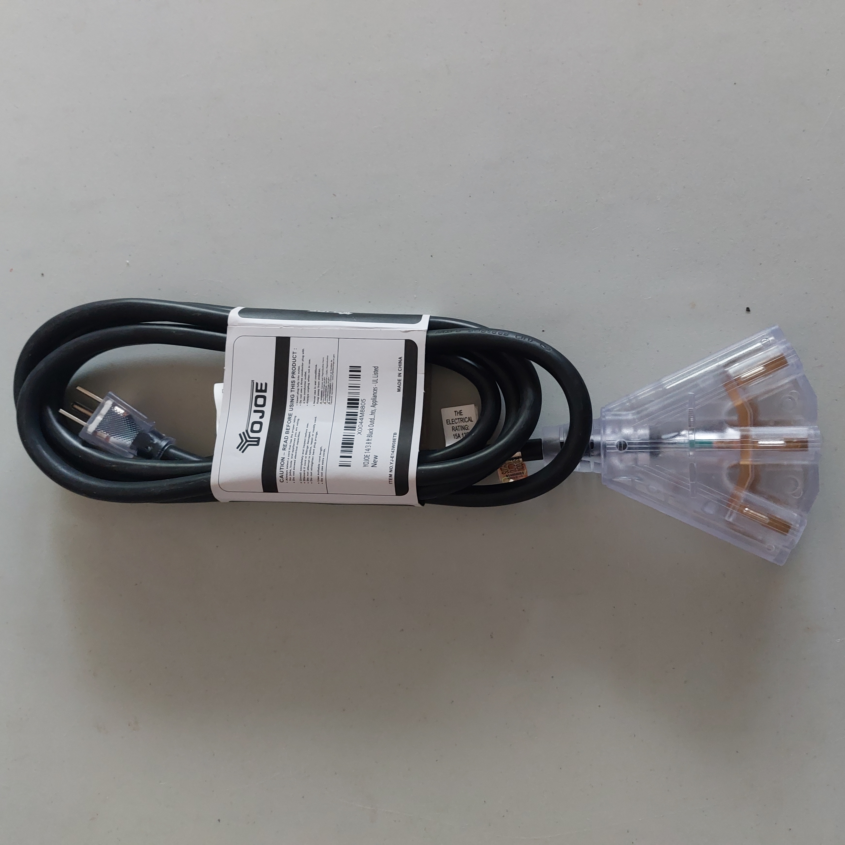 8FT 14AWG Indoor/Outdoor Extension Cord