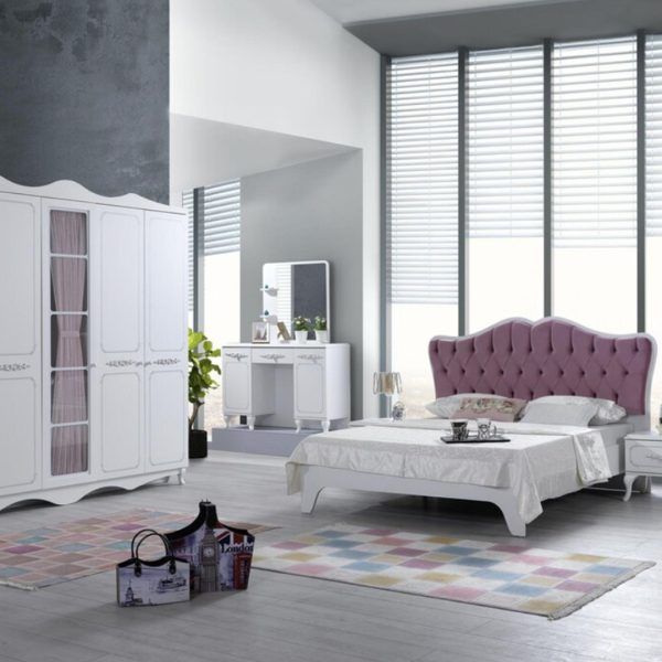 Elegant Bedroom Furniture Set
