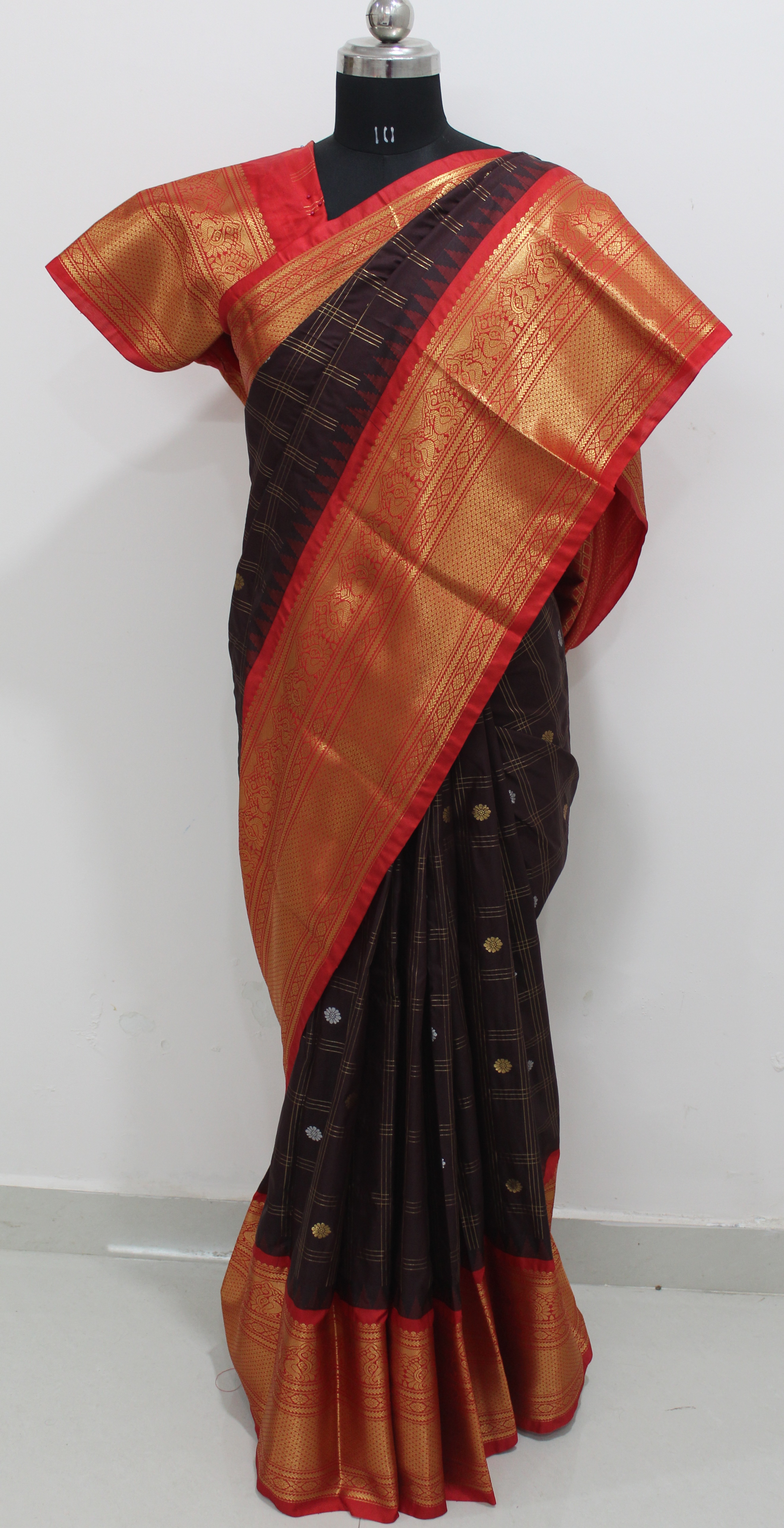 Traditional Semi Gadwal Saree