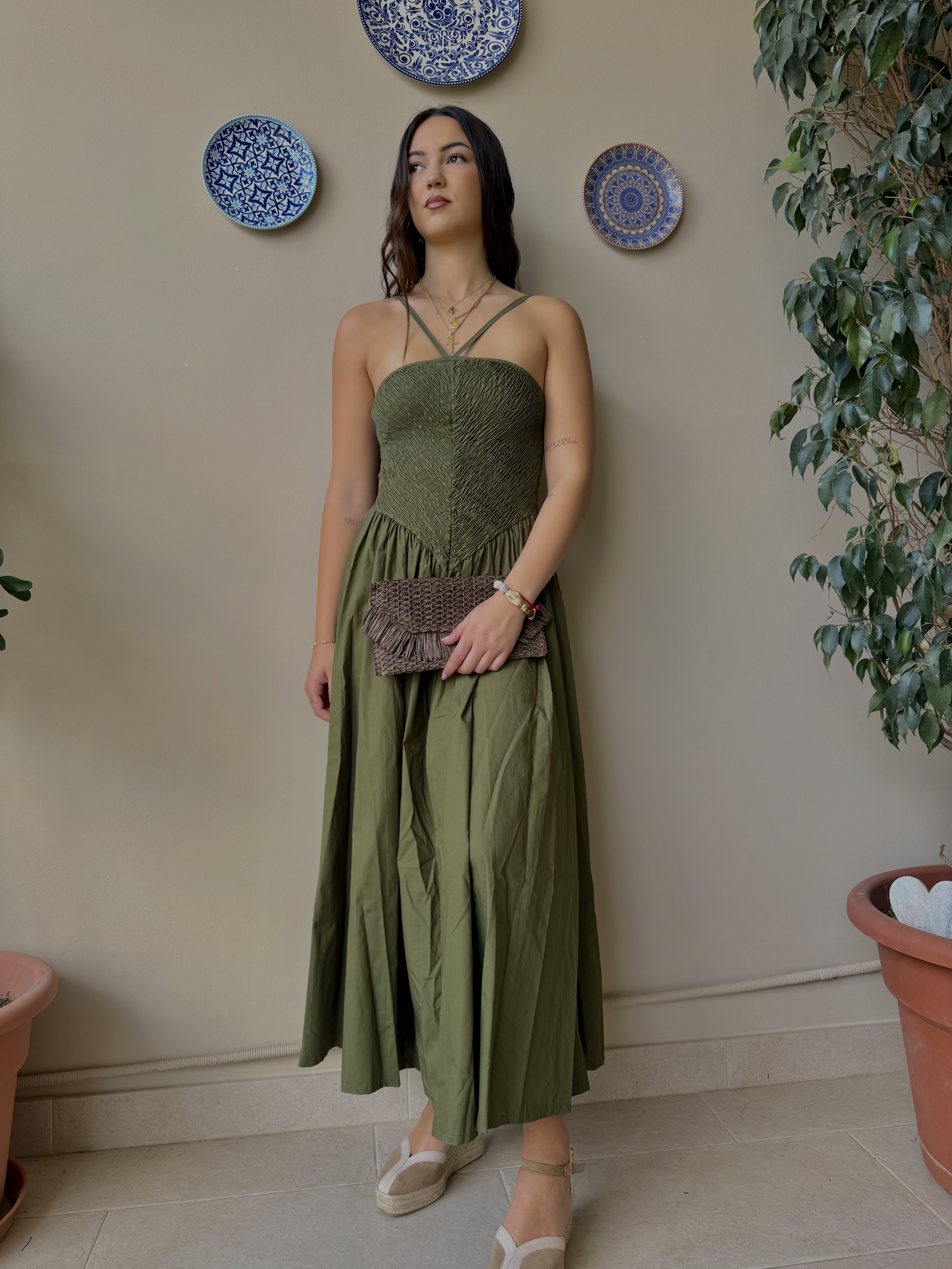 Vestido largo verde oliva