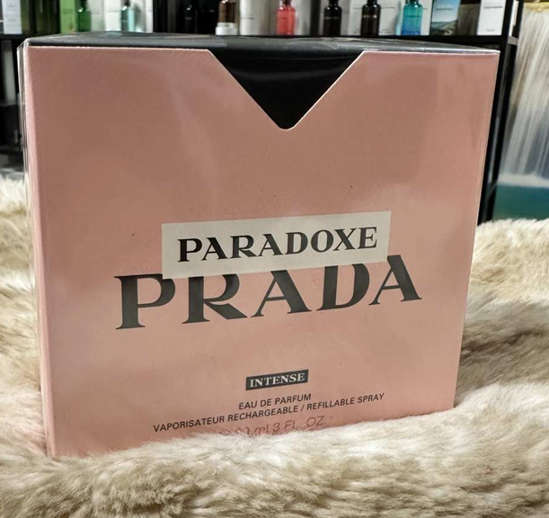 Prada Paradoxe Intense Eau de Parfum