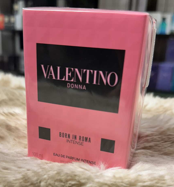 Valentino Donna Born in Roma Intense 100 ml