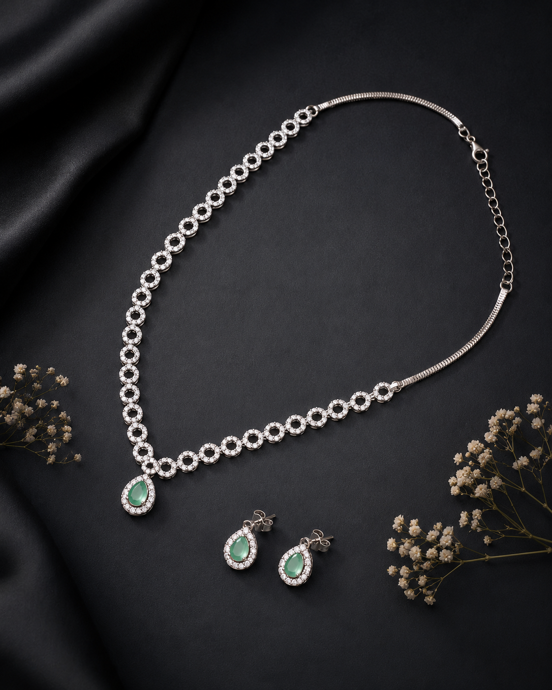 Emerald Teardrop Necklace & Earrings Set