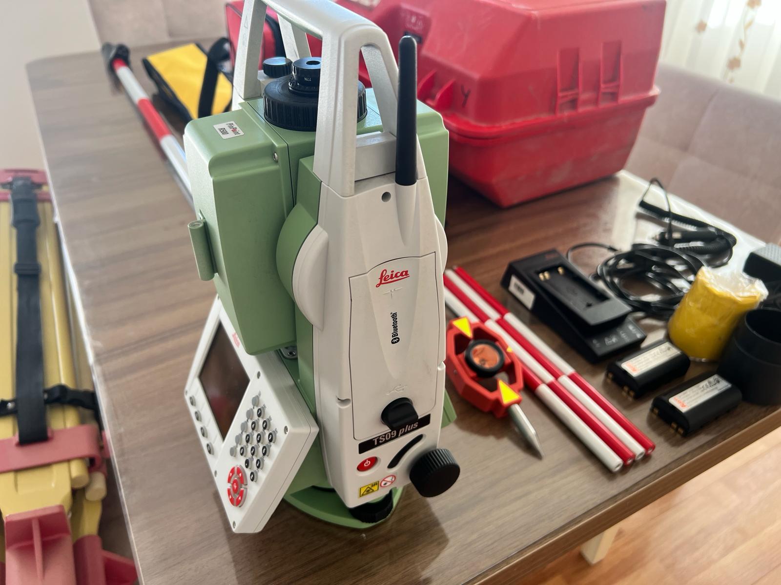 Leica ts 09 plus 2* R500 Total Station - Kiralık
