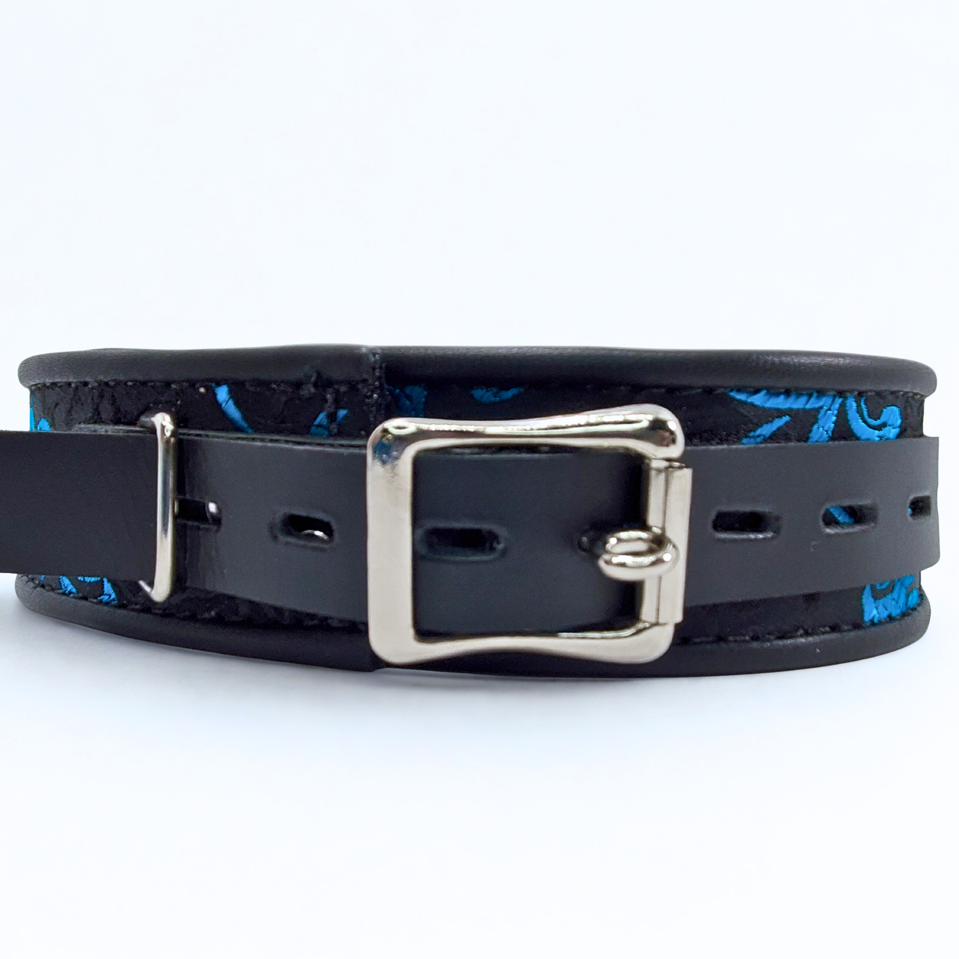 Blue Feather Brocade Collar