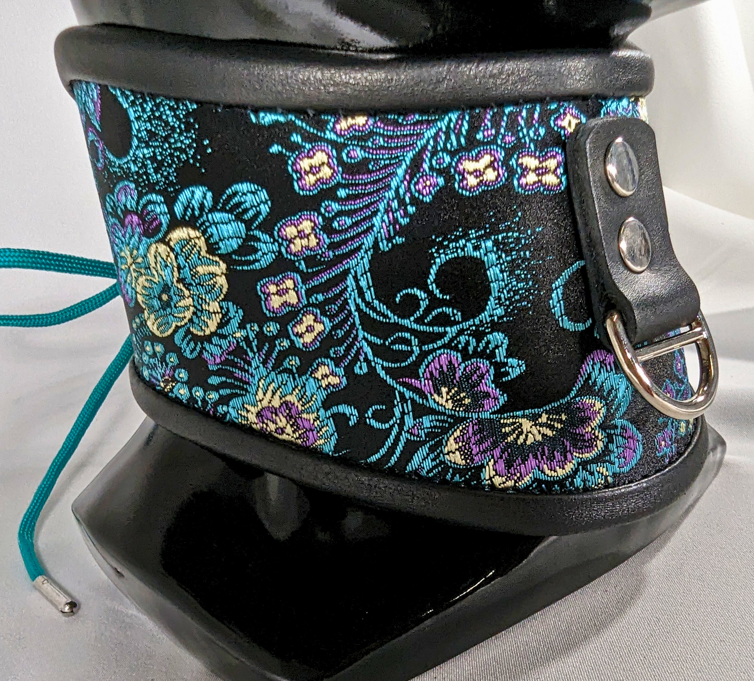Blue Purple Brocade Posture Collar