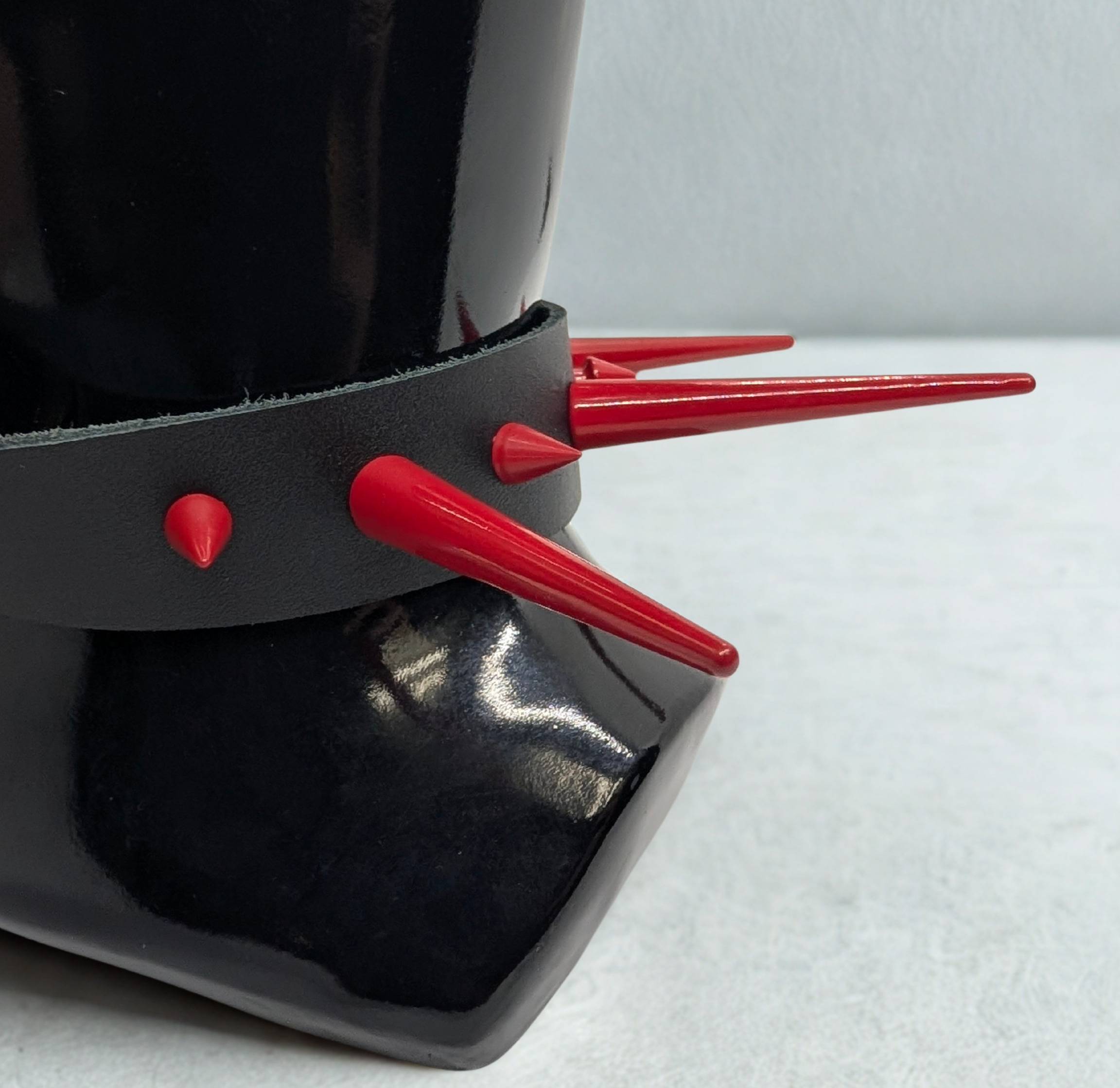 Crimson Skull Spike Leather Collar
