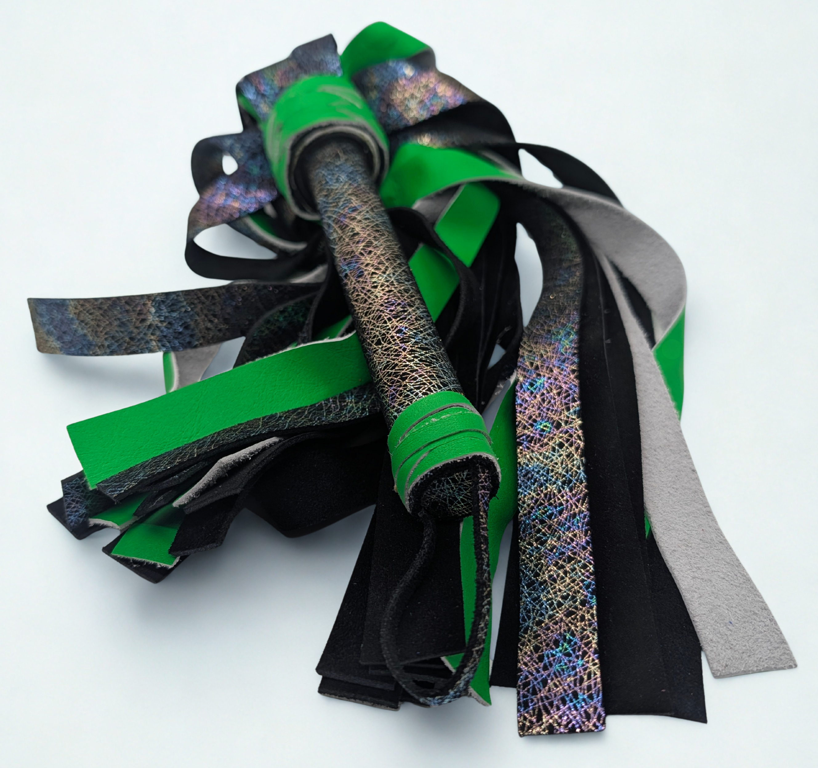 The Aurora Web Leather Flogger