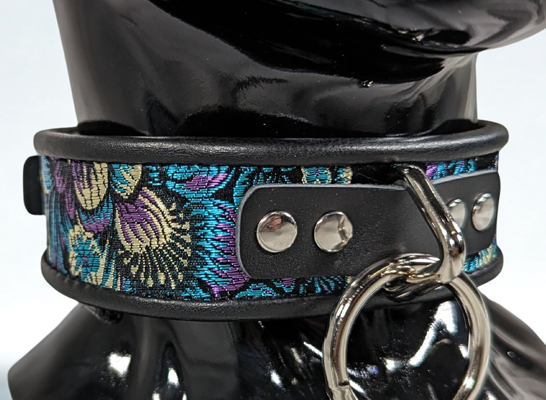 Blue Purple Brocade Collar