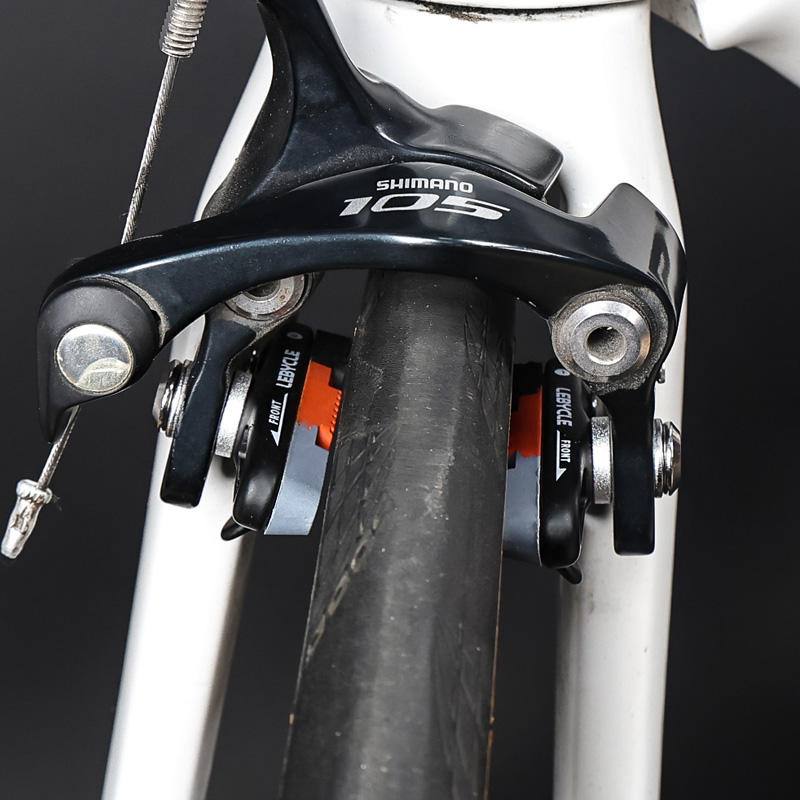 1 Pair Road Bike Brake Pads C Type Aluminum Brake Linings Low Noise Wear Resistant Bicycle Caliper Brake Pads Suitable For Road Bikes That Can Replace Brake Pads