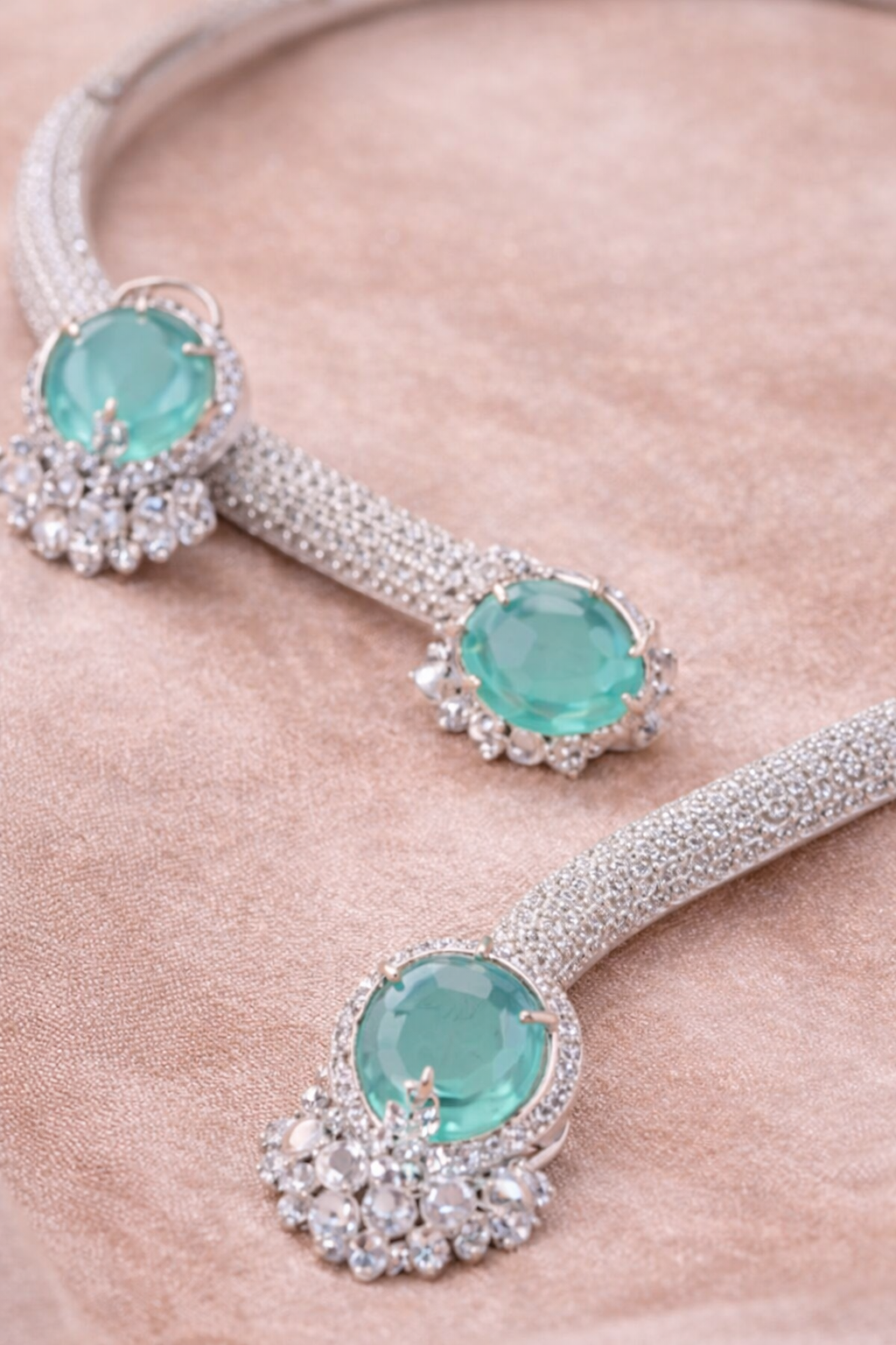 Emerald Gemstone Necklace Set