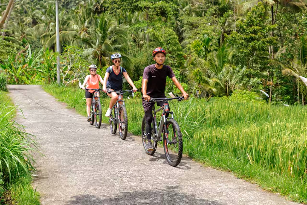 Sidemen Valley Cycling tour and Hidden Gembleng Waterfall