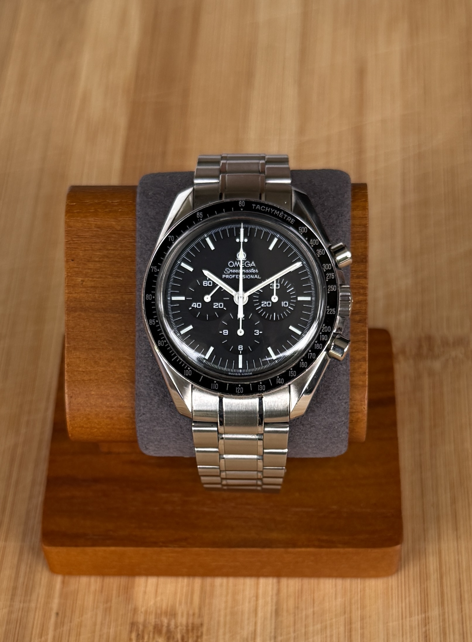 2004 Omega Speedmaster Moonwatch Professional Cal. 1861 - 3570.50 - Box & Papers