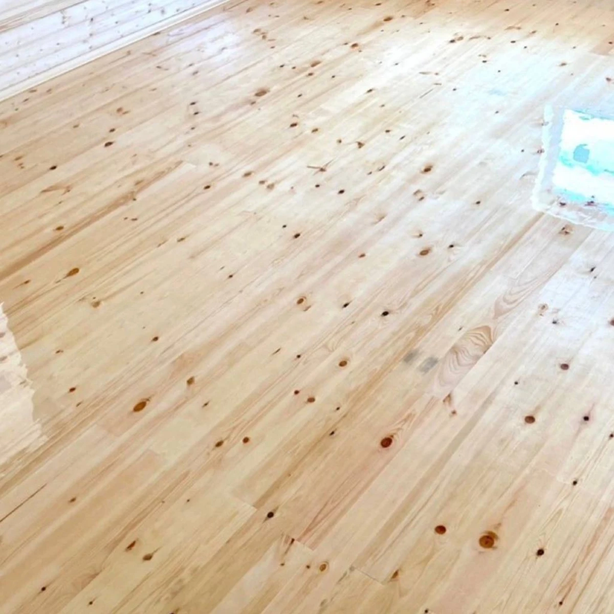 Дошка підлоги 34×130×4 м — купити в Одесі зі складу