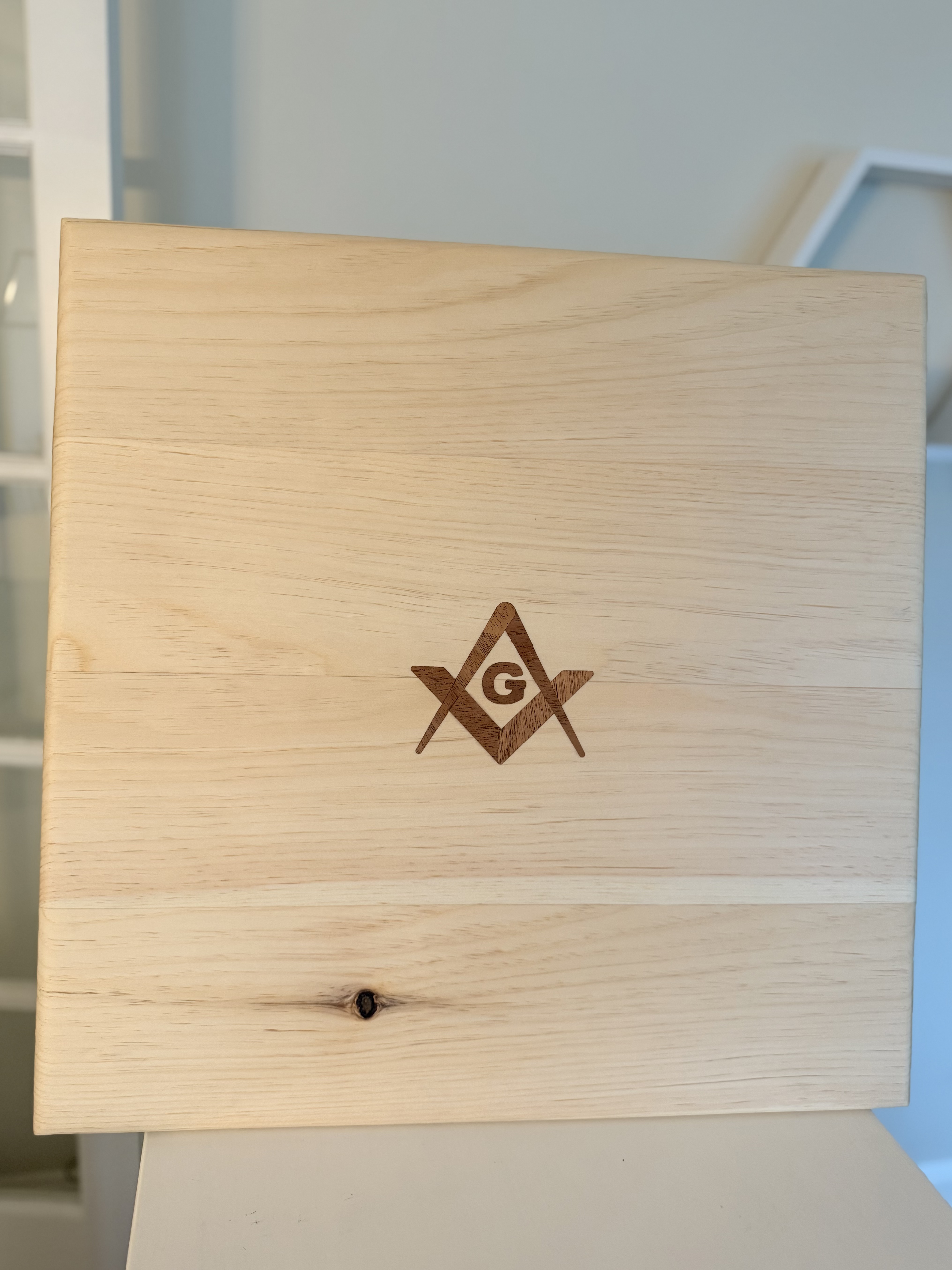Masonic Memento Box — Custom Inlay Top