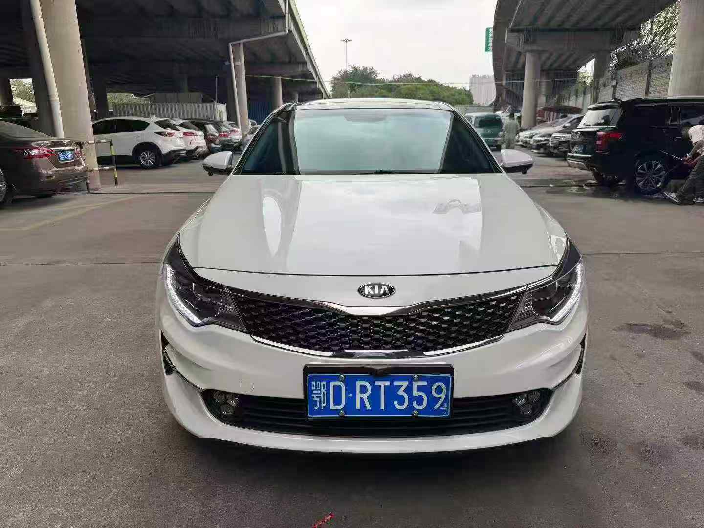 2017 KIA K5 2.0L